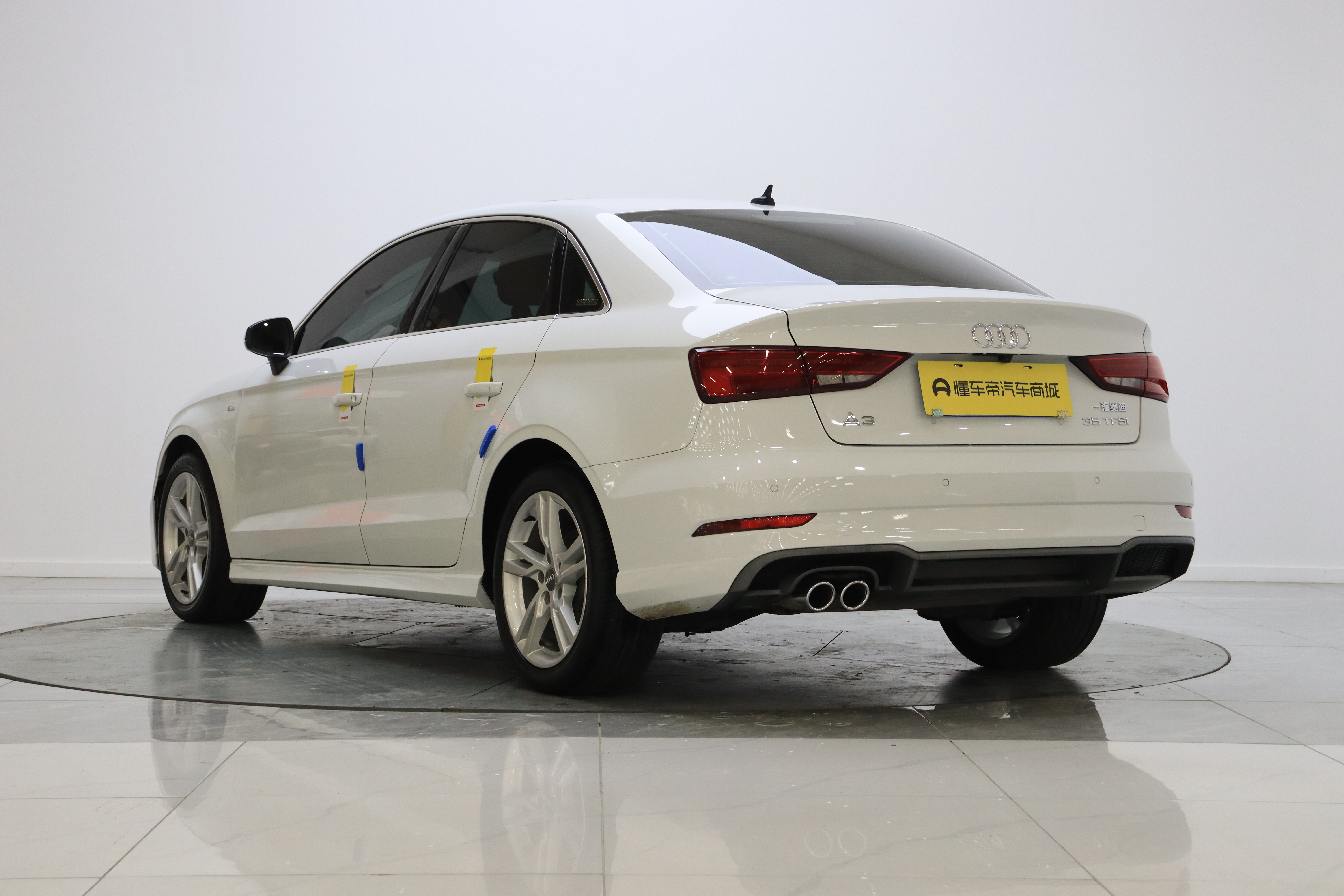 Audi A3 2019 car image #6
