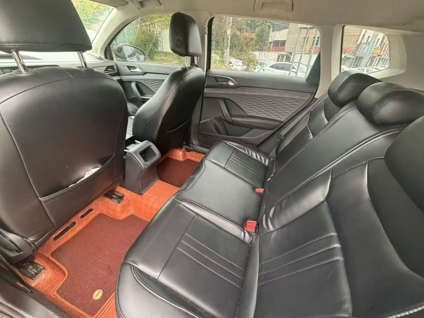 Volkswagen Tharu 2019 immagine di auto #6