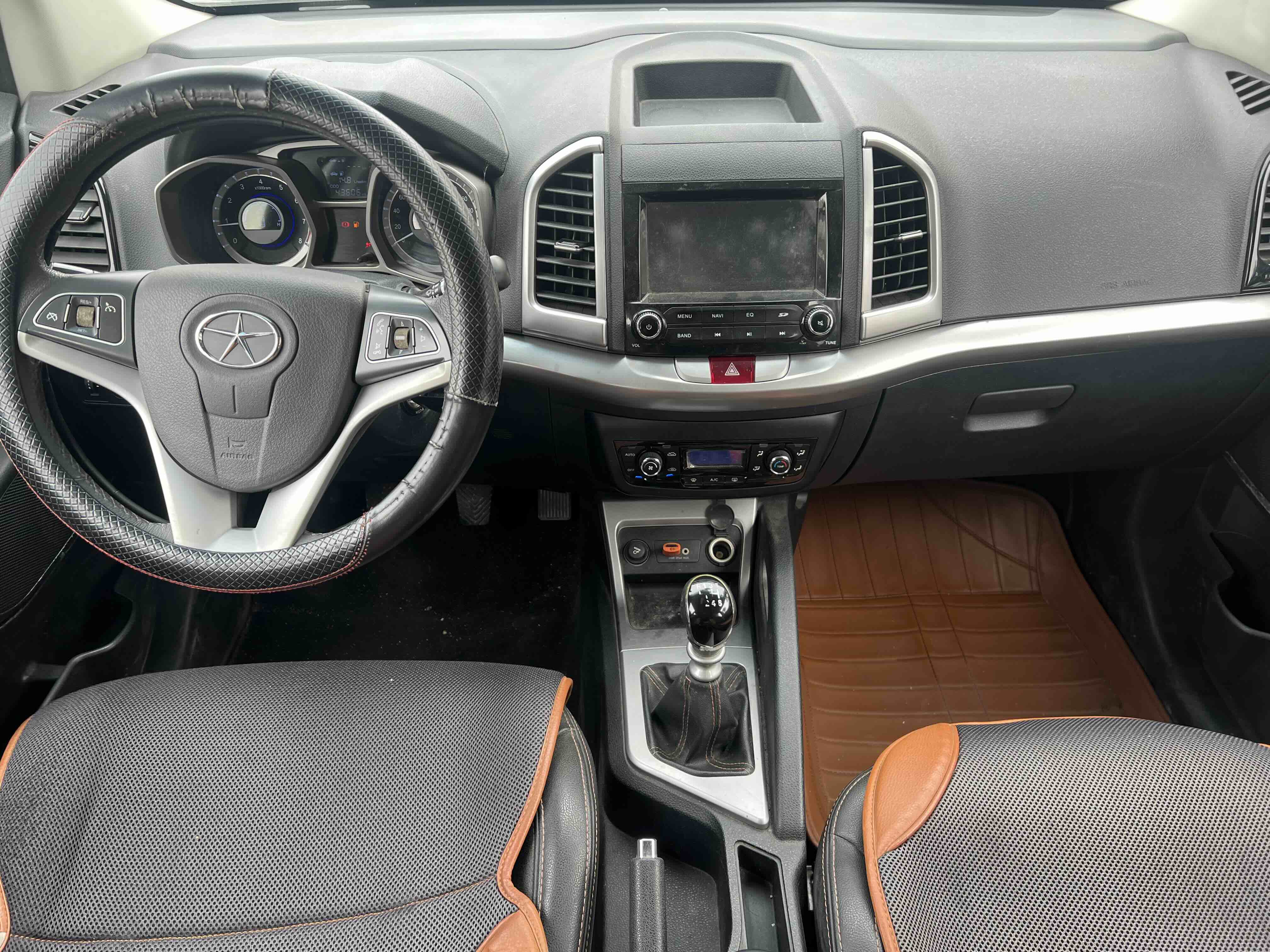 JAC 2015 #6 JAC 2015 car image #6