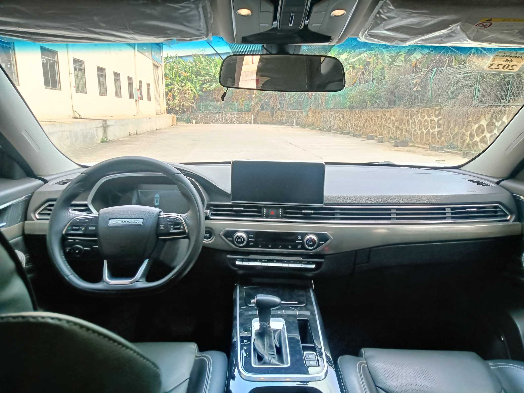 X70S 2021 car image #6