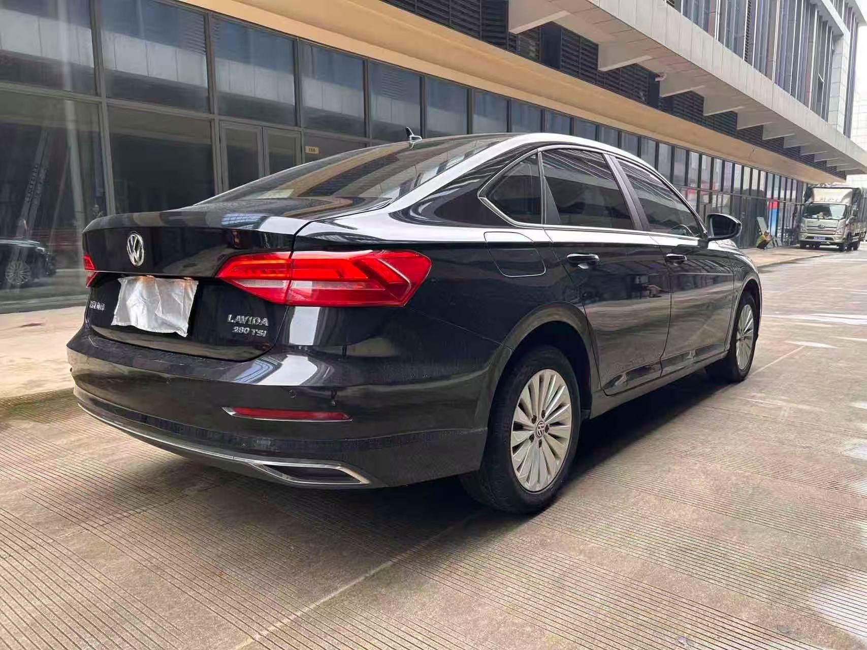 Volkswagen Lavida 2019 #6 Volkswagen Lavida 2019 car image #6