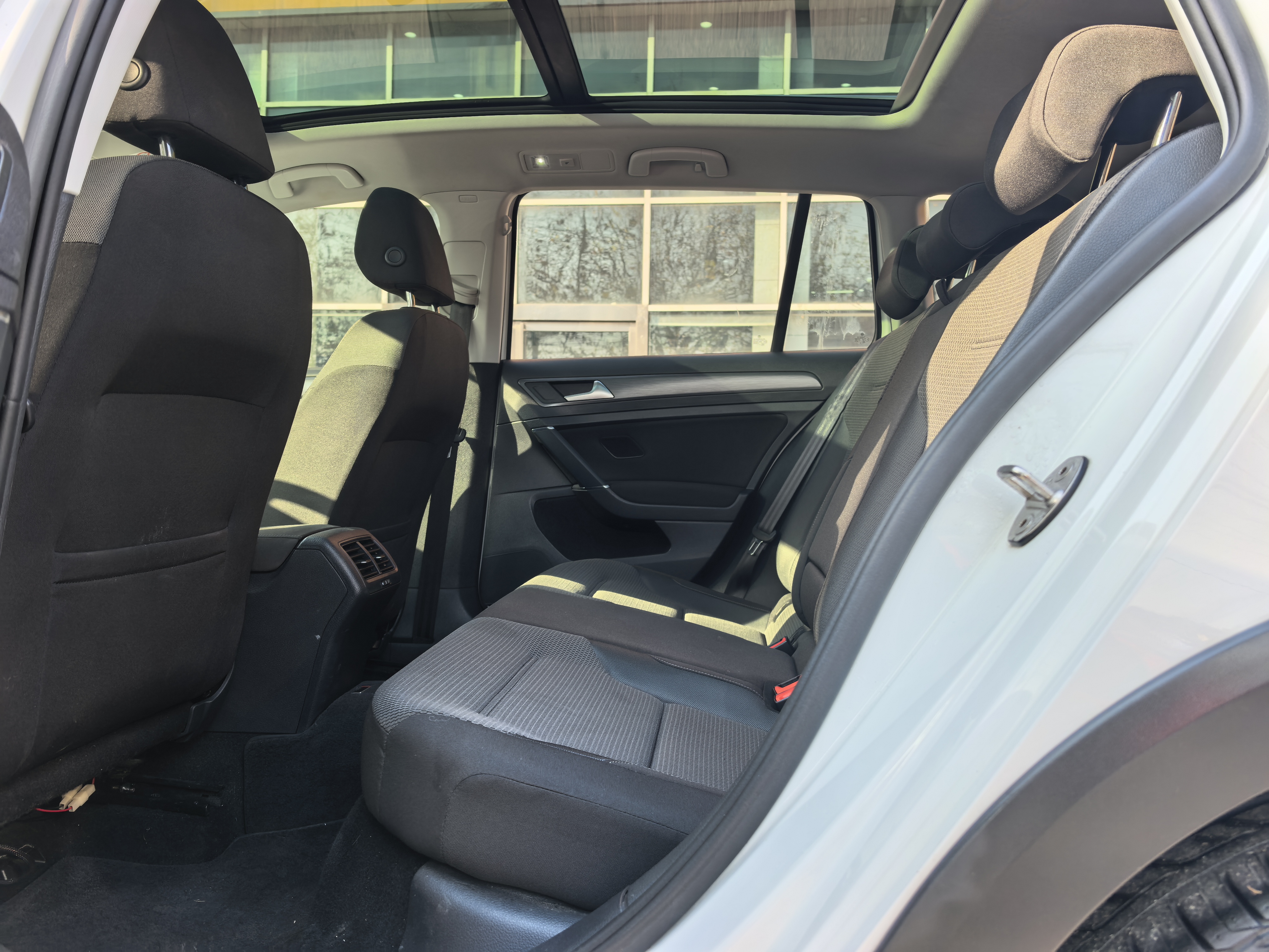 Volkswagen Golf (Imported) 2019 imagem de carro #6