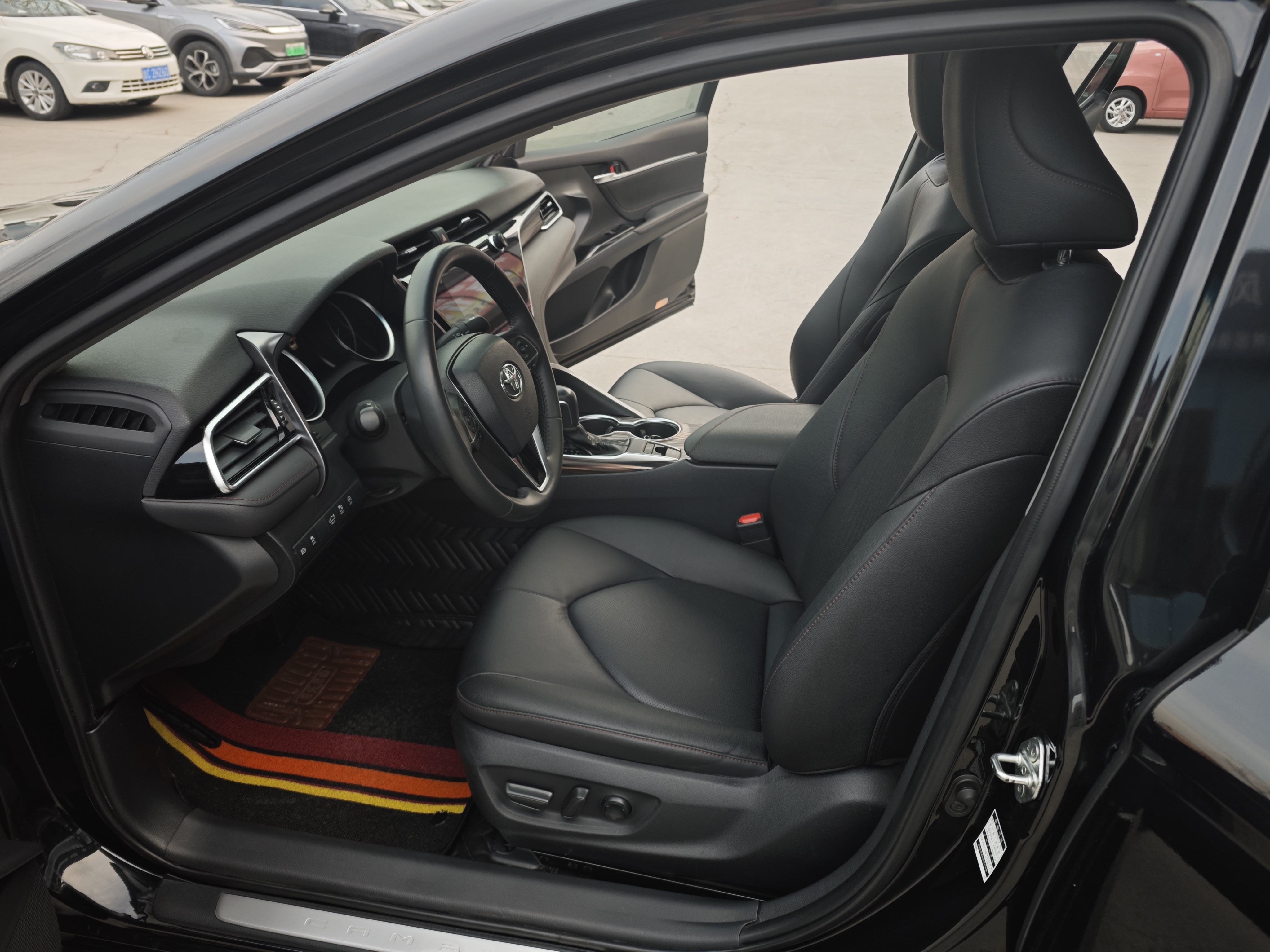 Toyota Camry 2020 car image #6