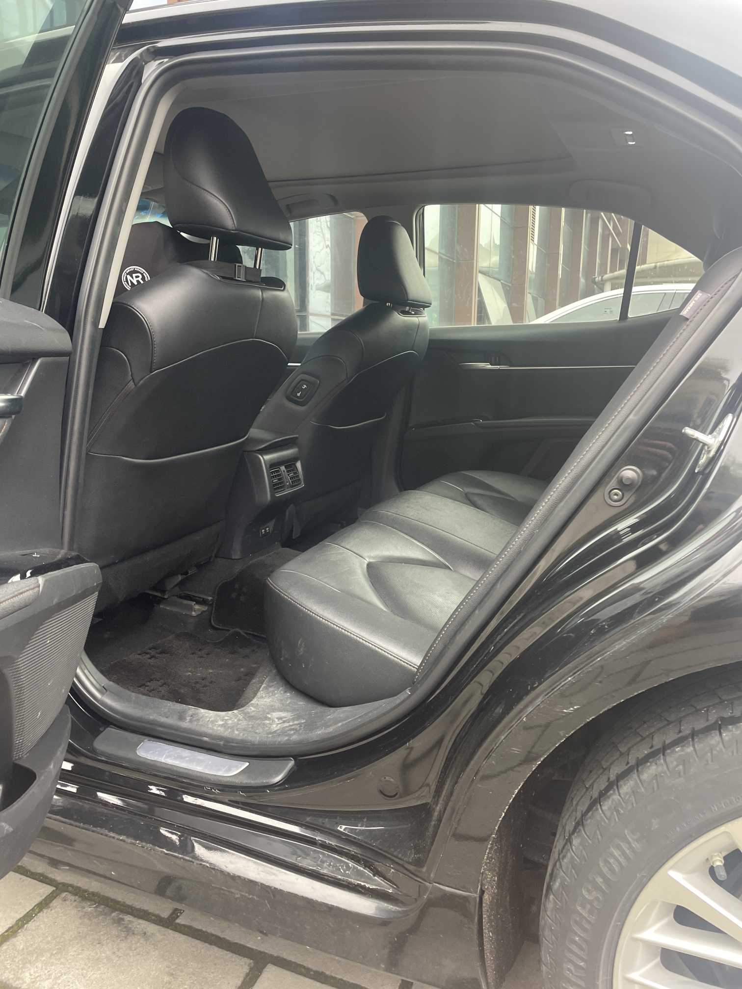 Toyota Camry 2020 car image #6