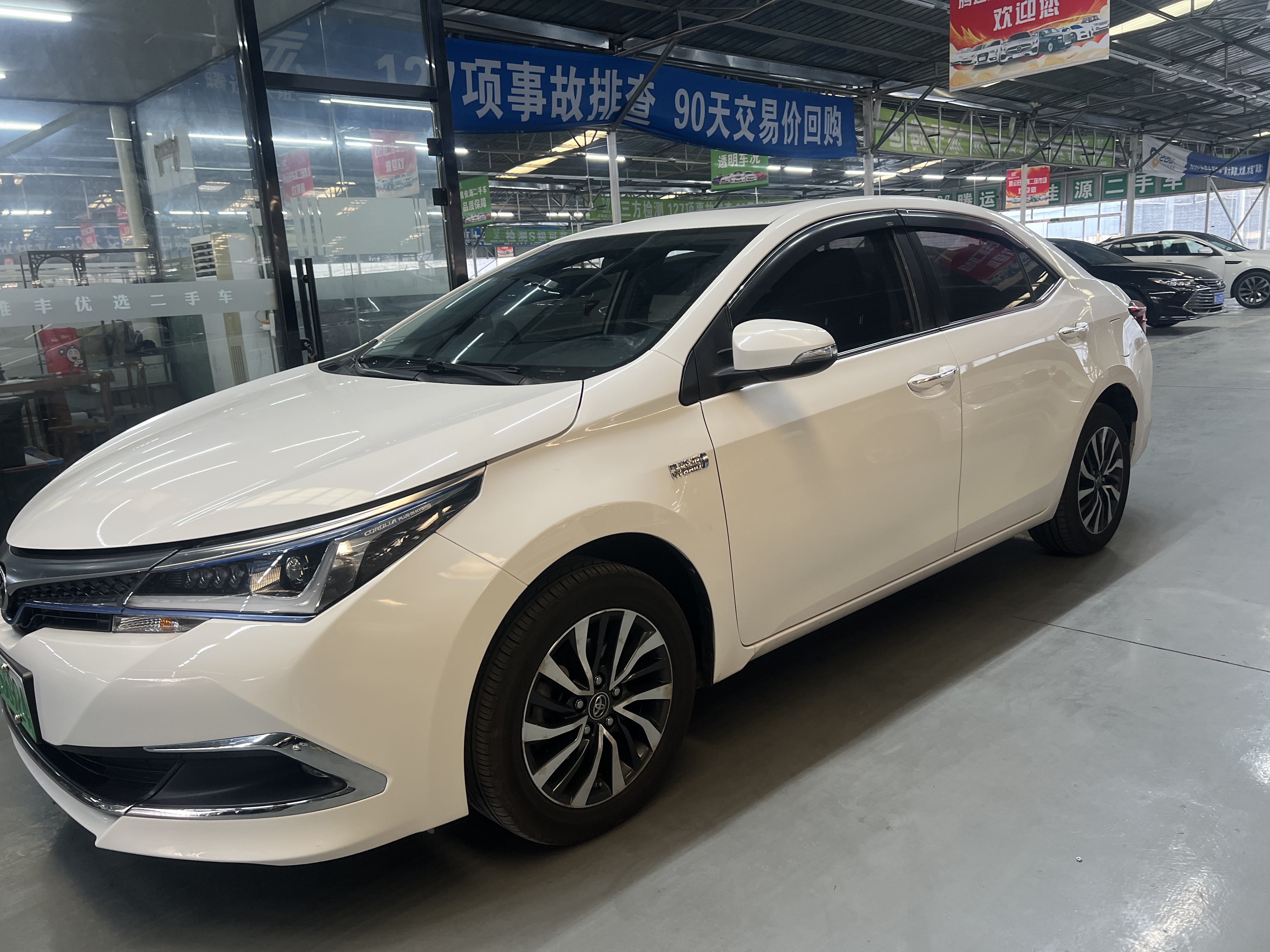 Toyota Corolla Hybird E+ 2020 immagine di auto #6