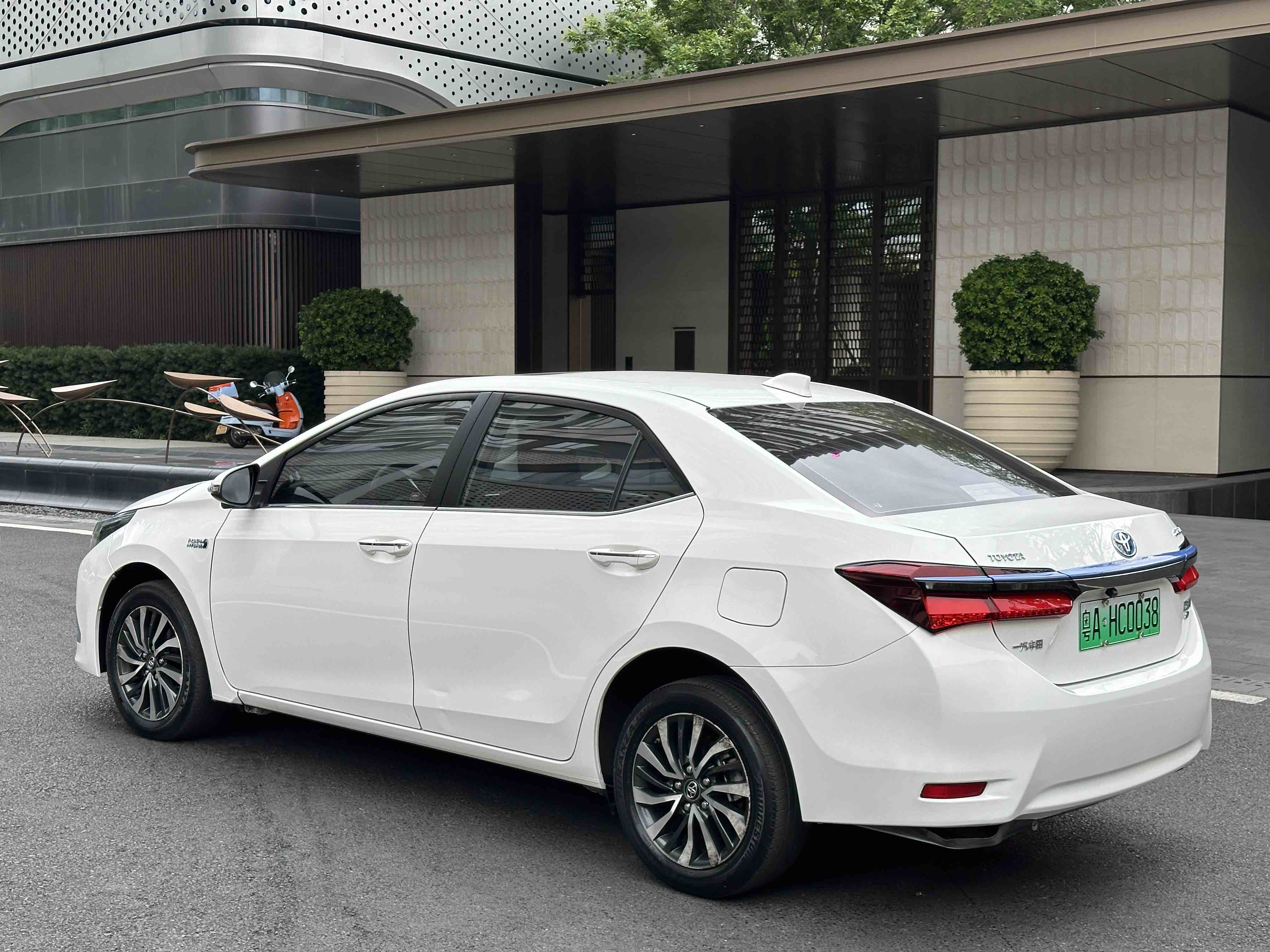 Toyota Corolla Hybird E+ 2019 car image #6