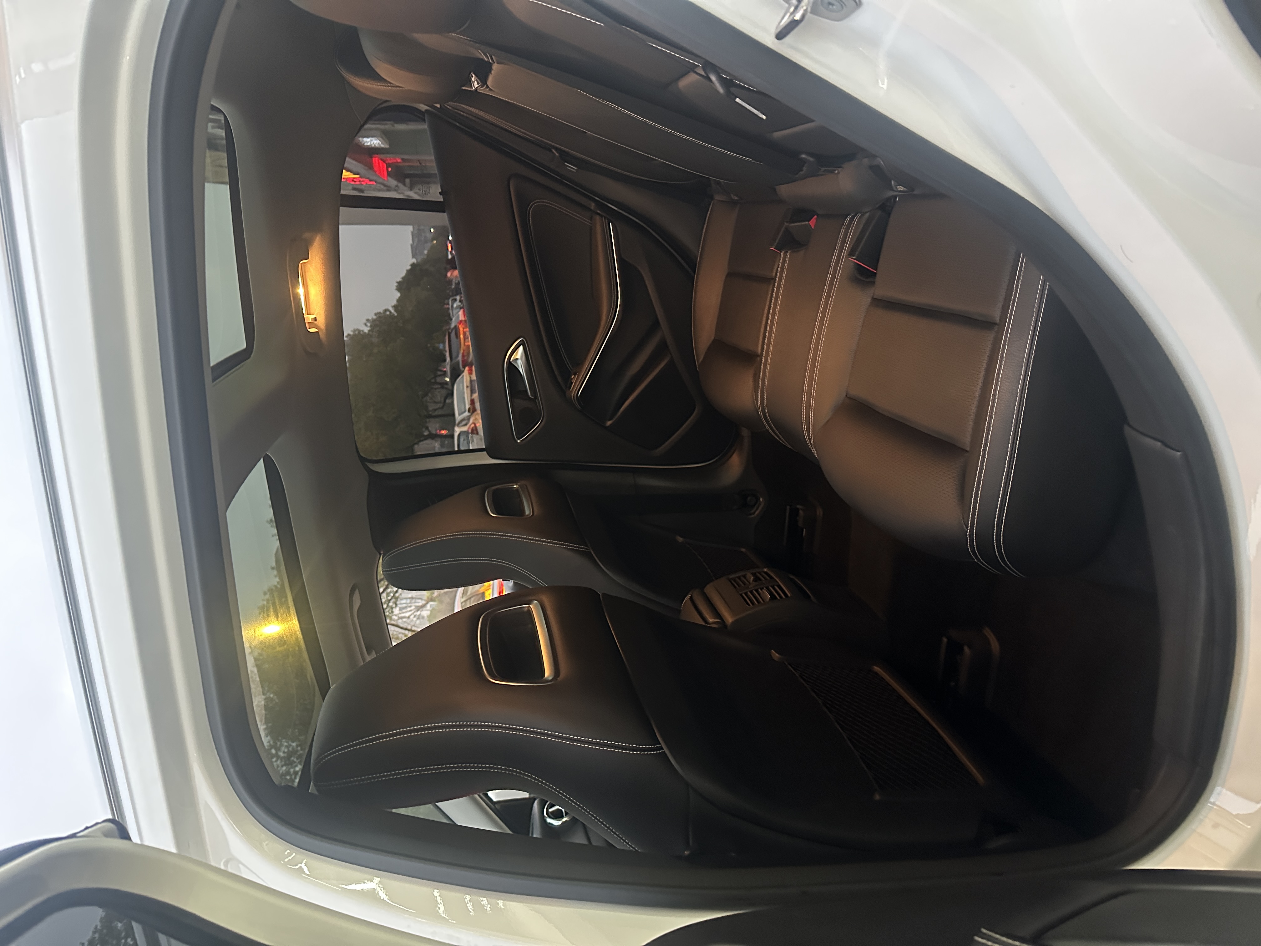 Mercedes-Benz GLA Class 2019 car image #6