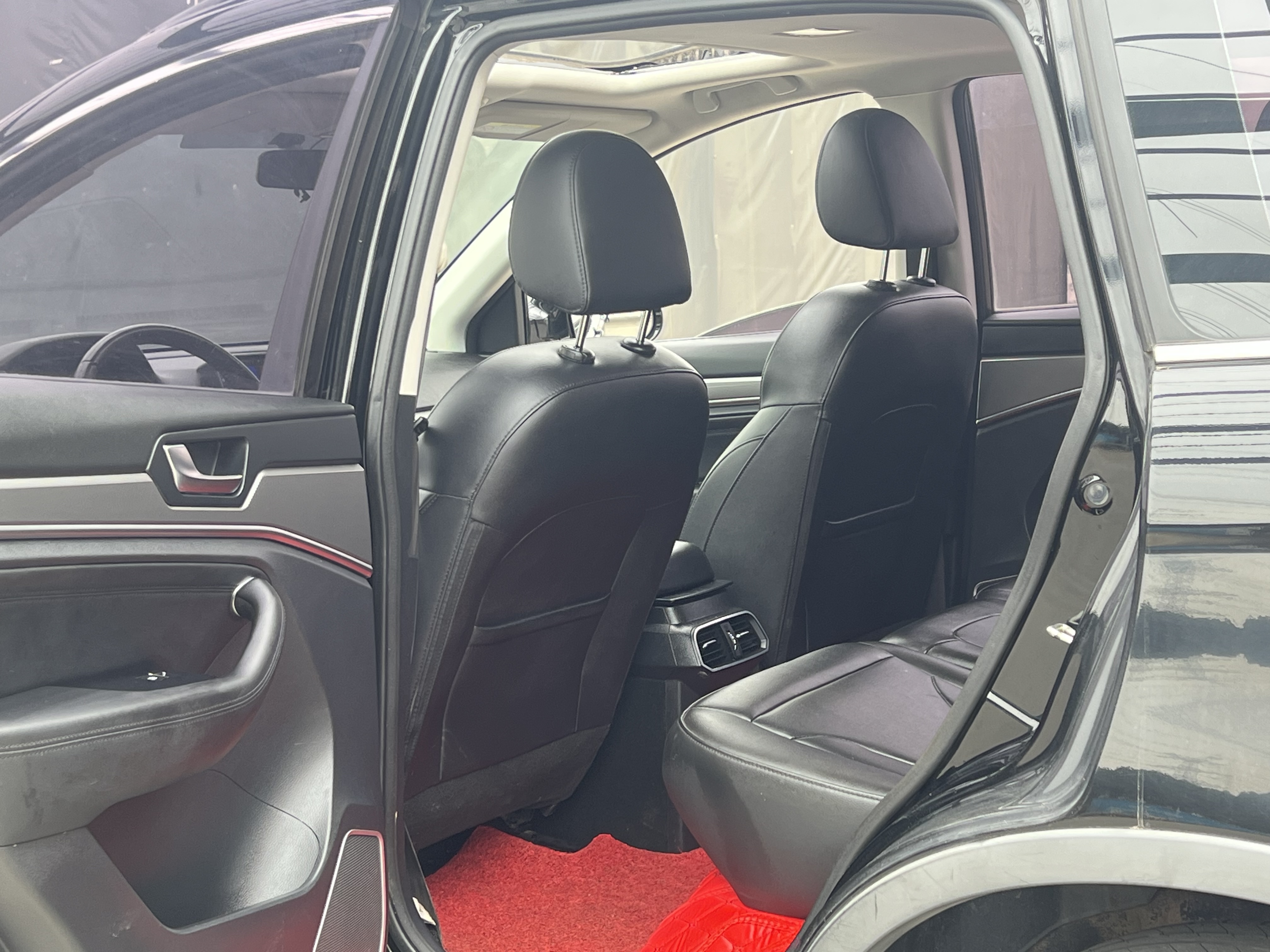 Haval H6 2018 car image #6