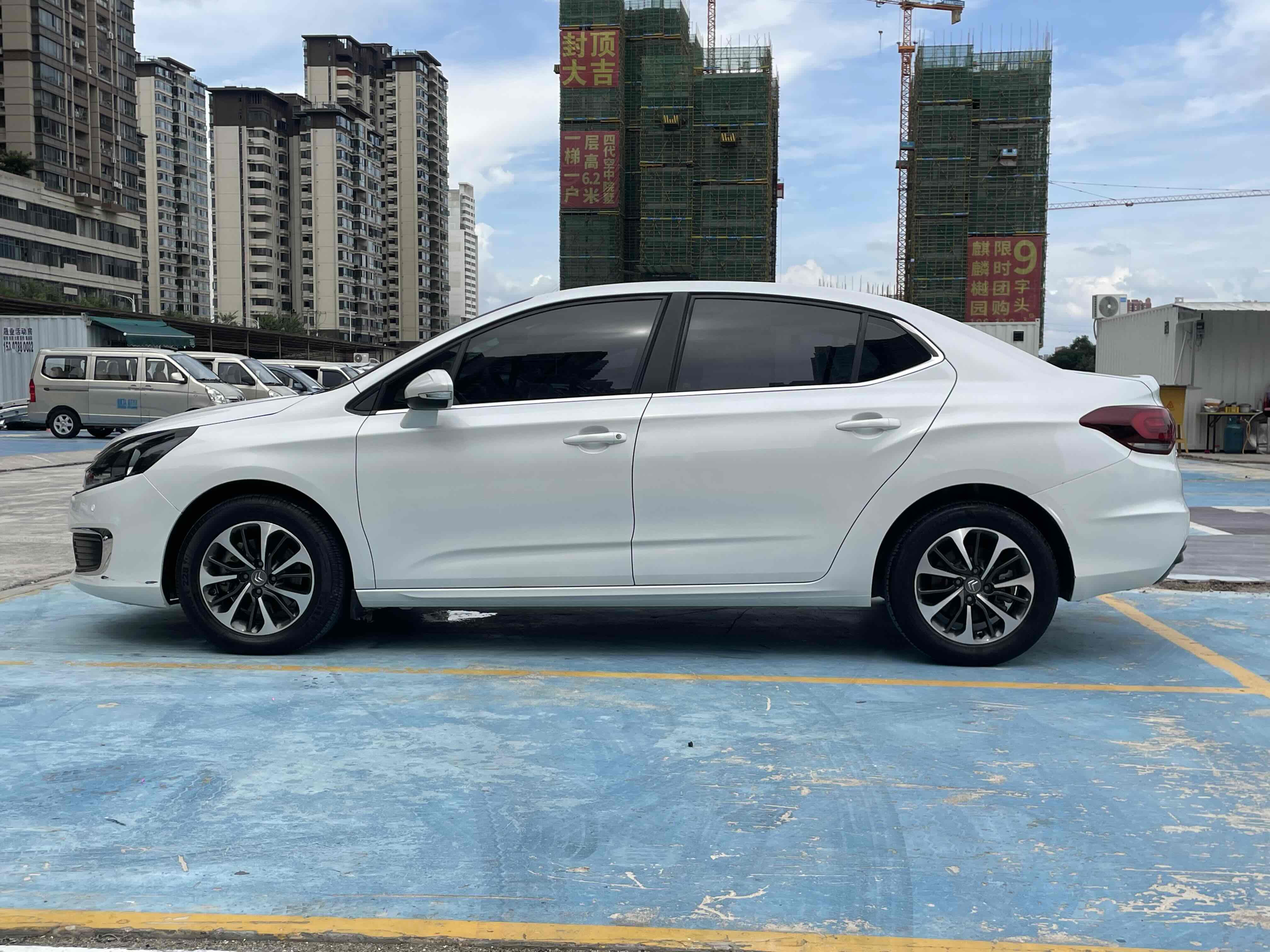 Citroen C4L 2019 immagine di auto #6