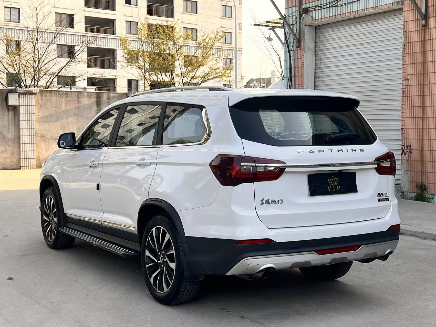 T5 L 2019 #6 T5 L 2019 car image #6