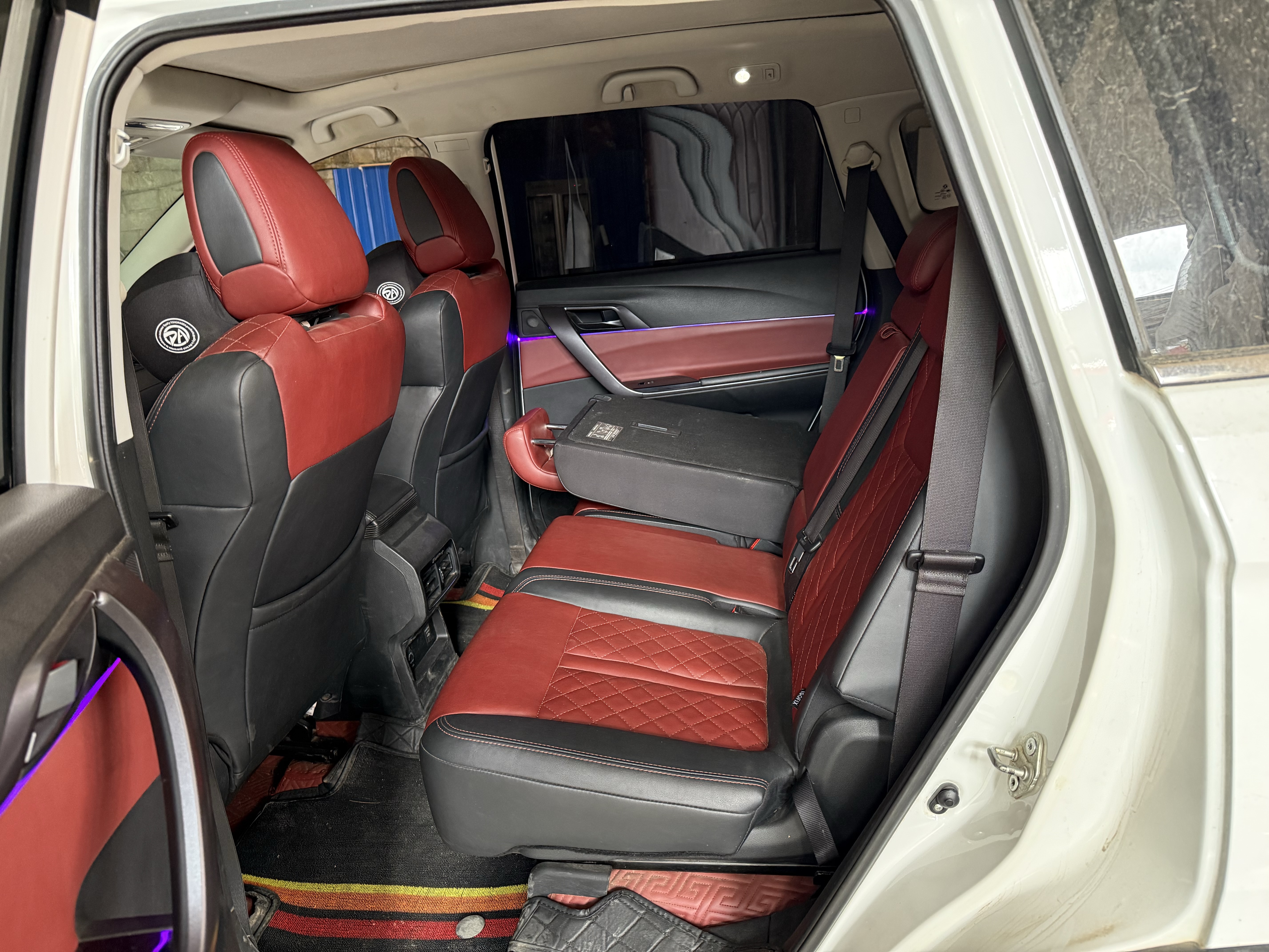 T5 L 2020 #6 T5 L 2020 car image #6
