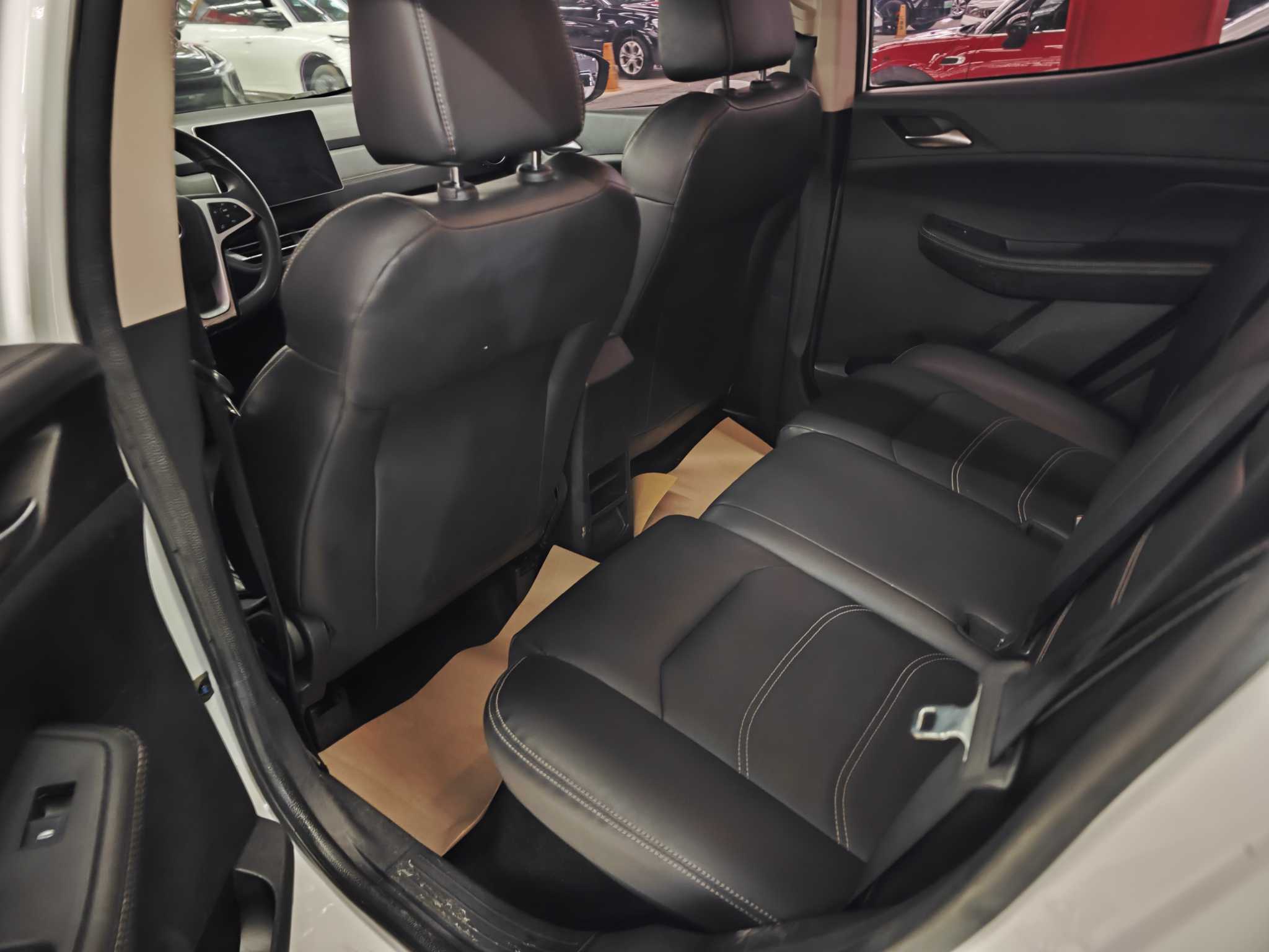 BYD Yuan New Energy 2019 #6 BYD Yuan New Energy 2019 car image #6