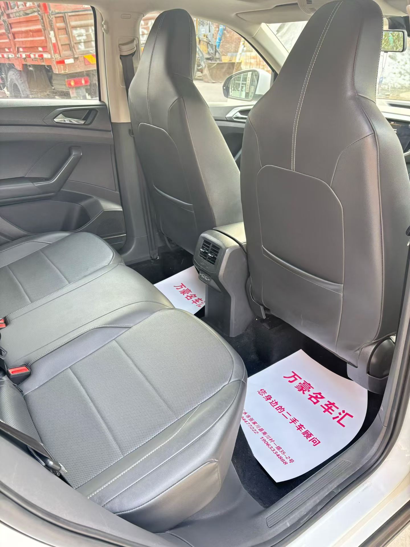 Volkswagen T-Cross 2019 car image #6