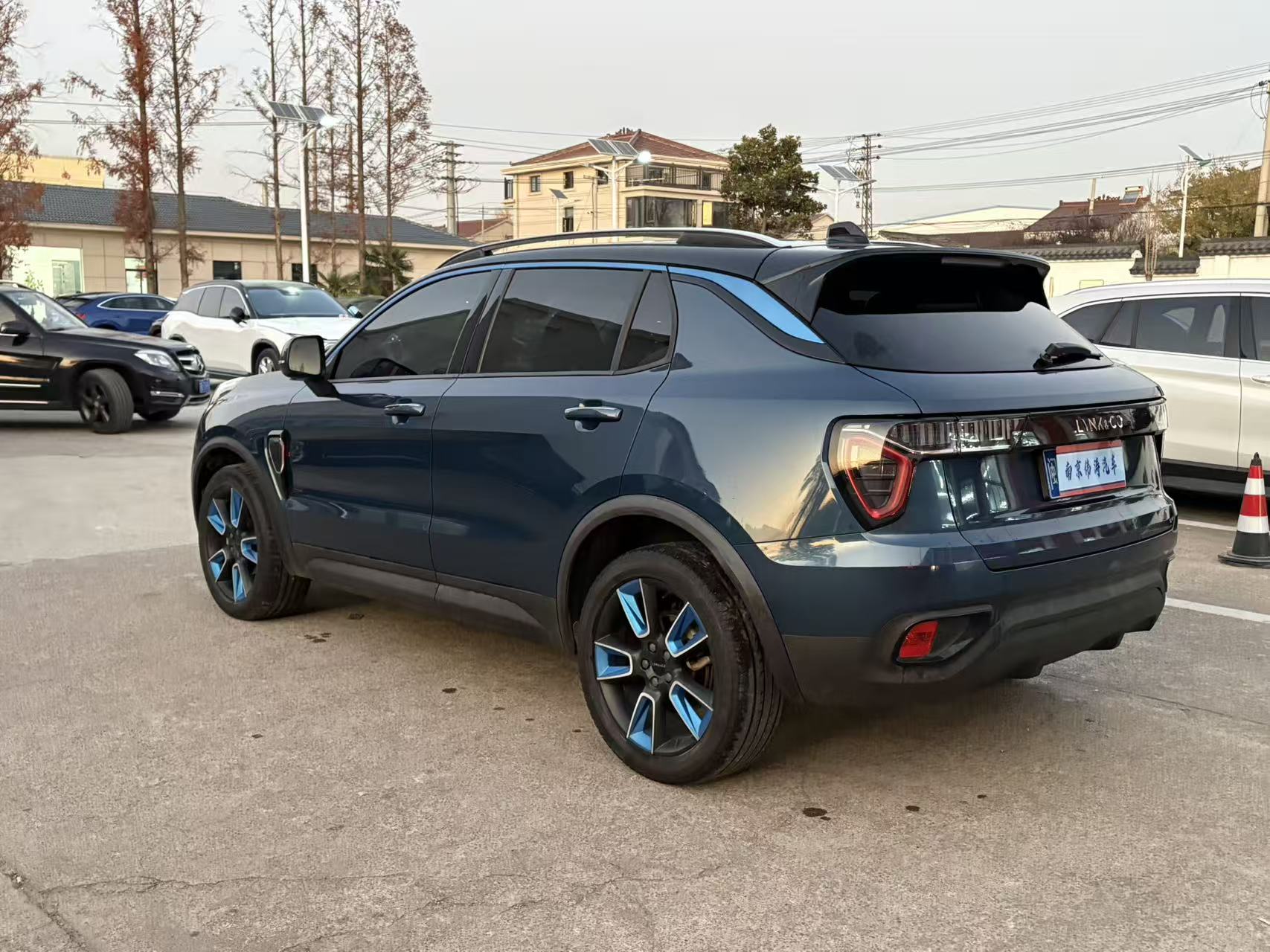 Lynk & Co 2019 #6 Lynk & Co 2019 car image #6