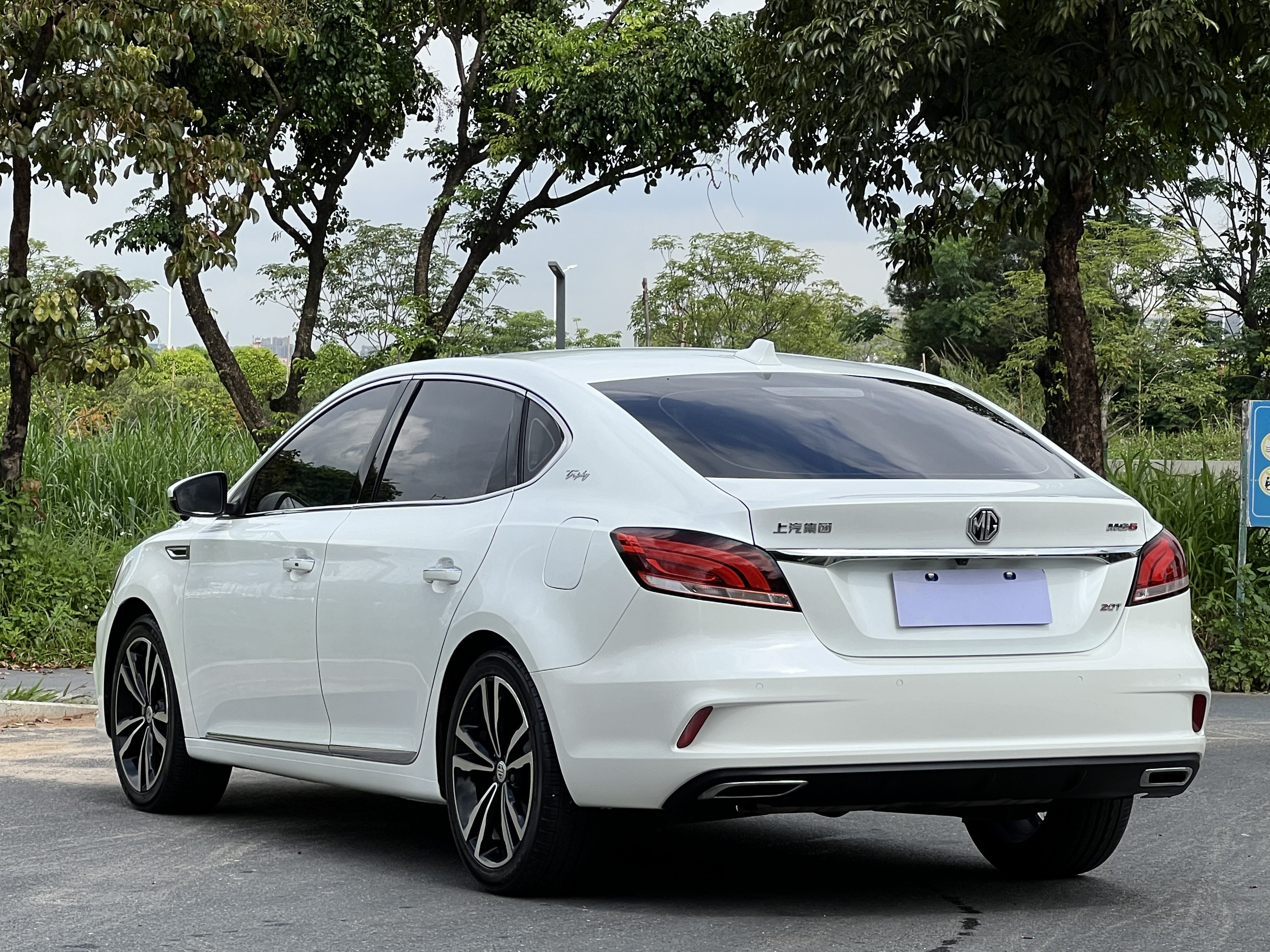 MG 6 2019 car image #6