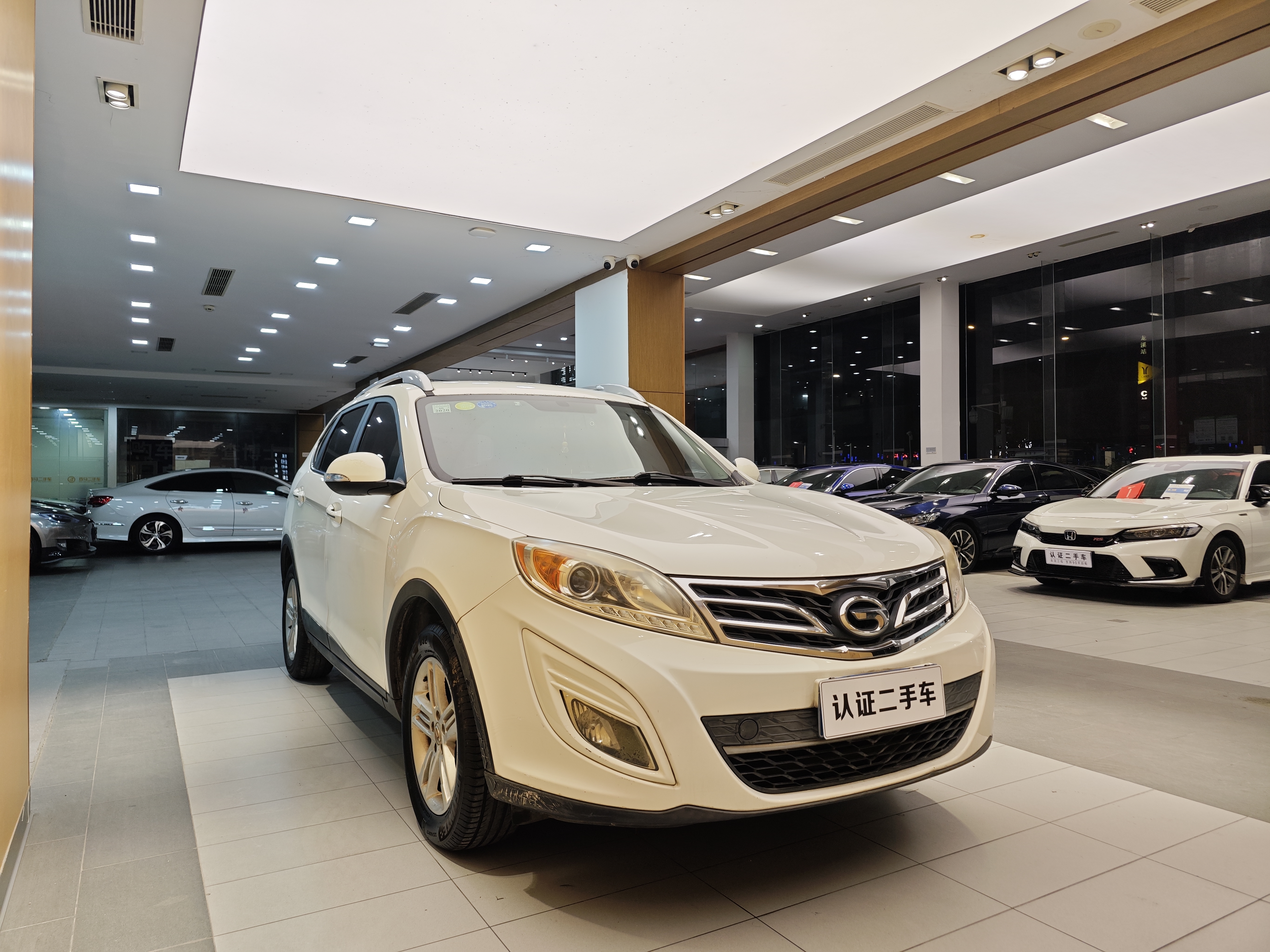 GAC Trumpchi GS5 2014 image de voiture #6