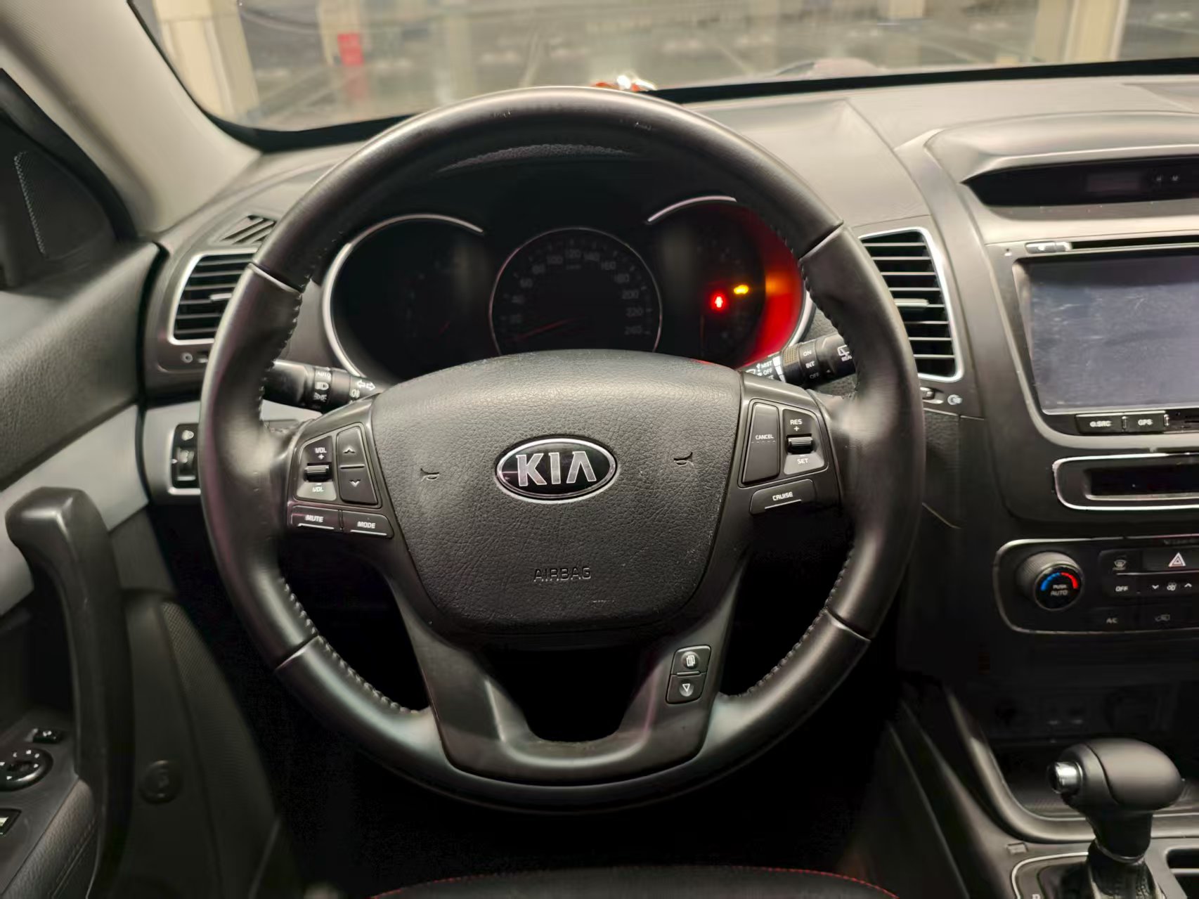 Kia Sorento 2014 изображение автомобиля #6