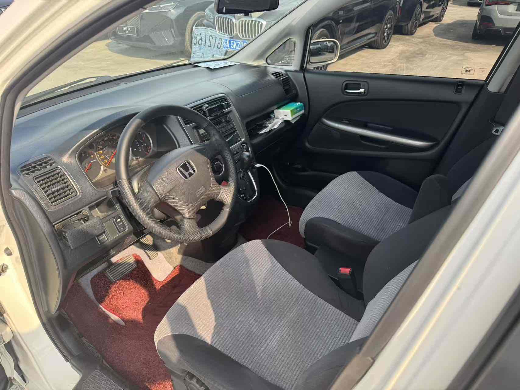 Honda Stream 2003 car image #6