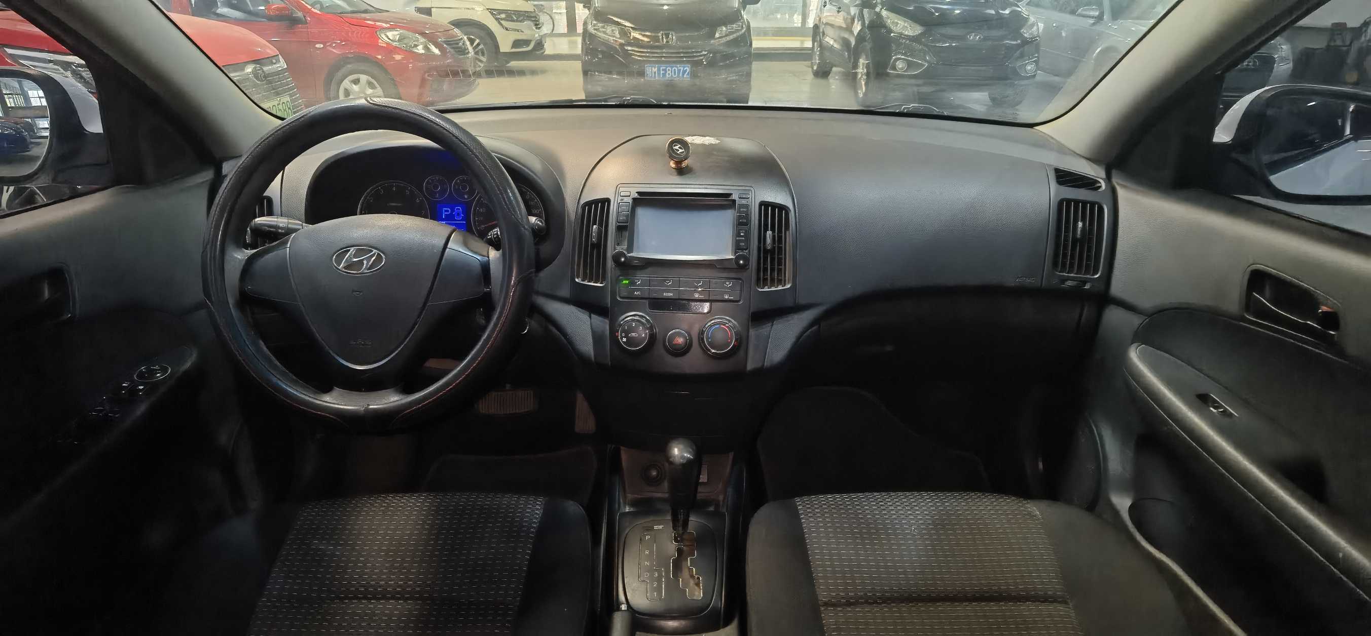 Hyundai i30 2011 #6 Hyundai i30 2011 صورة سيارة #6