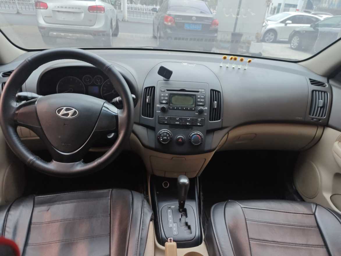 Hyundai i30 2011 #6 Hyundai i30 2011 صورة سيارة #6