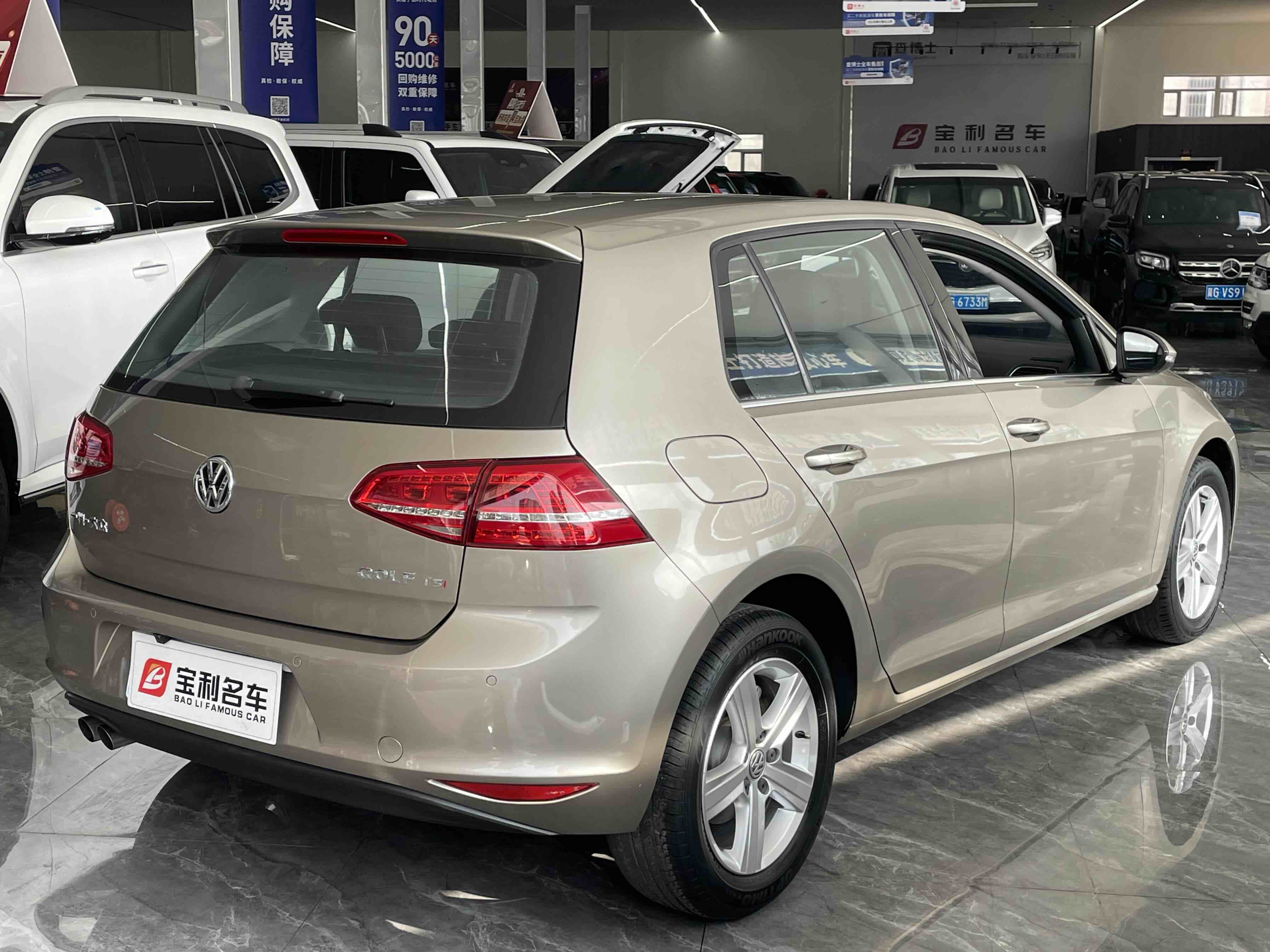 Volkswagen Golf 2015 car image #6