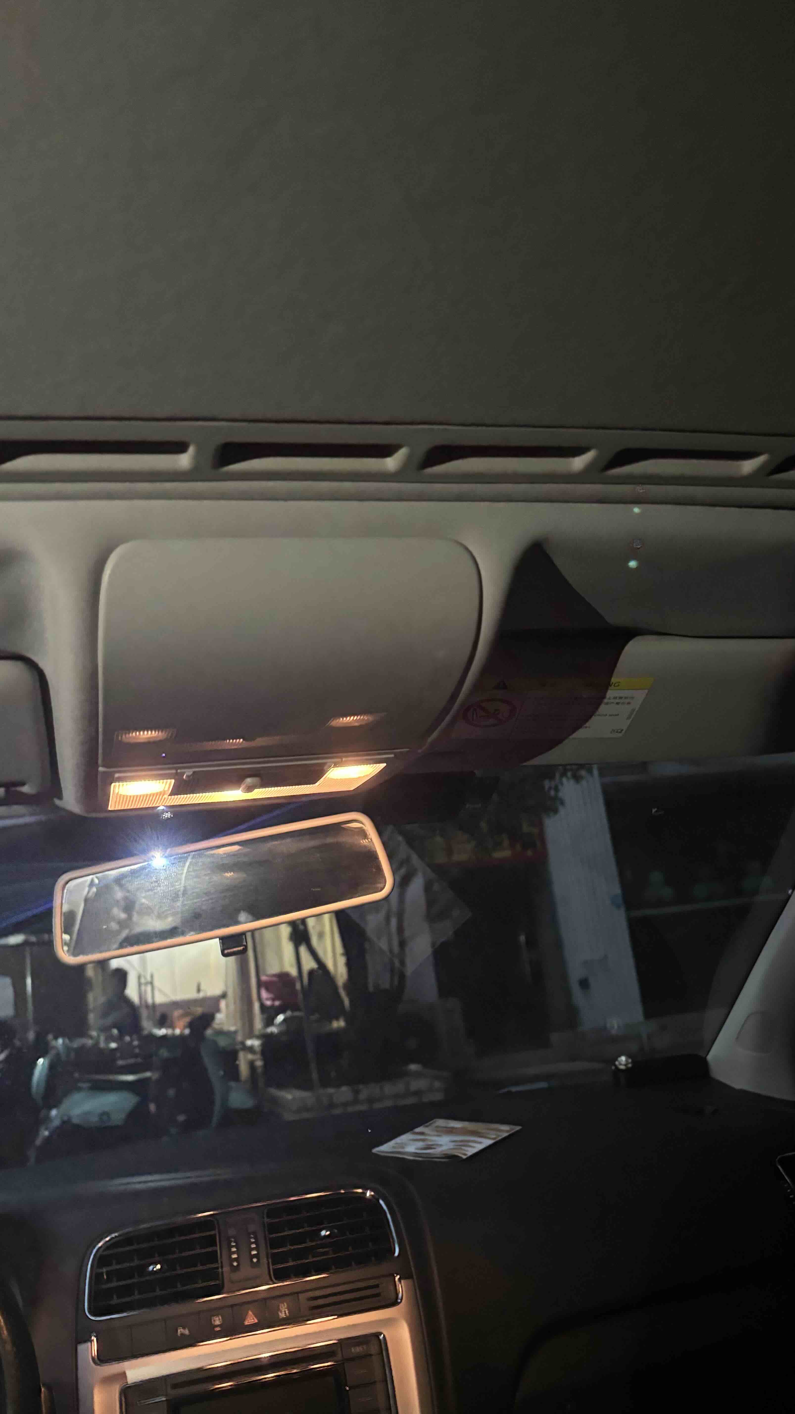 Polo 2015 car image #6