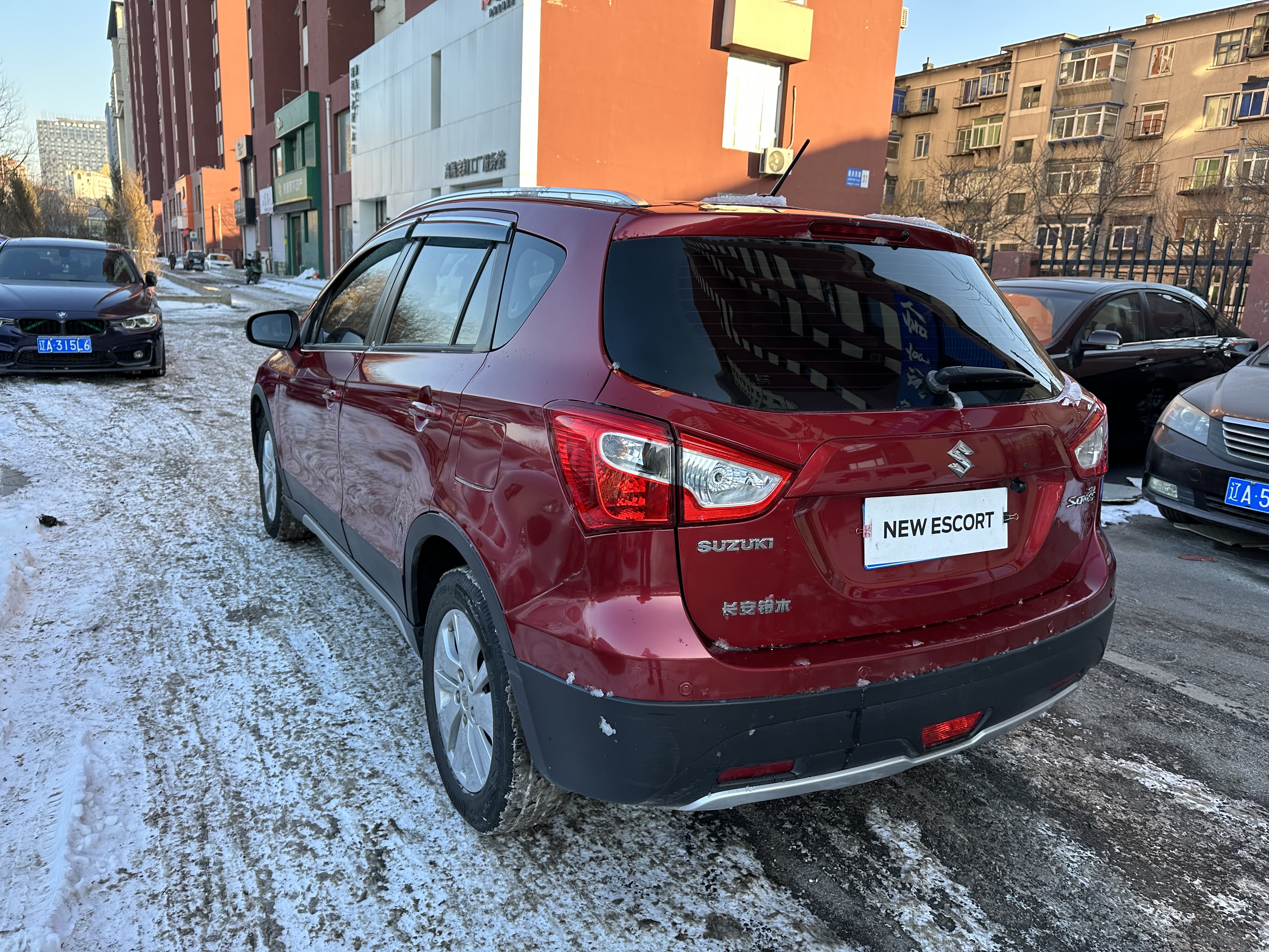 Suzuki S-Cross 2014 immagine di auto #6