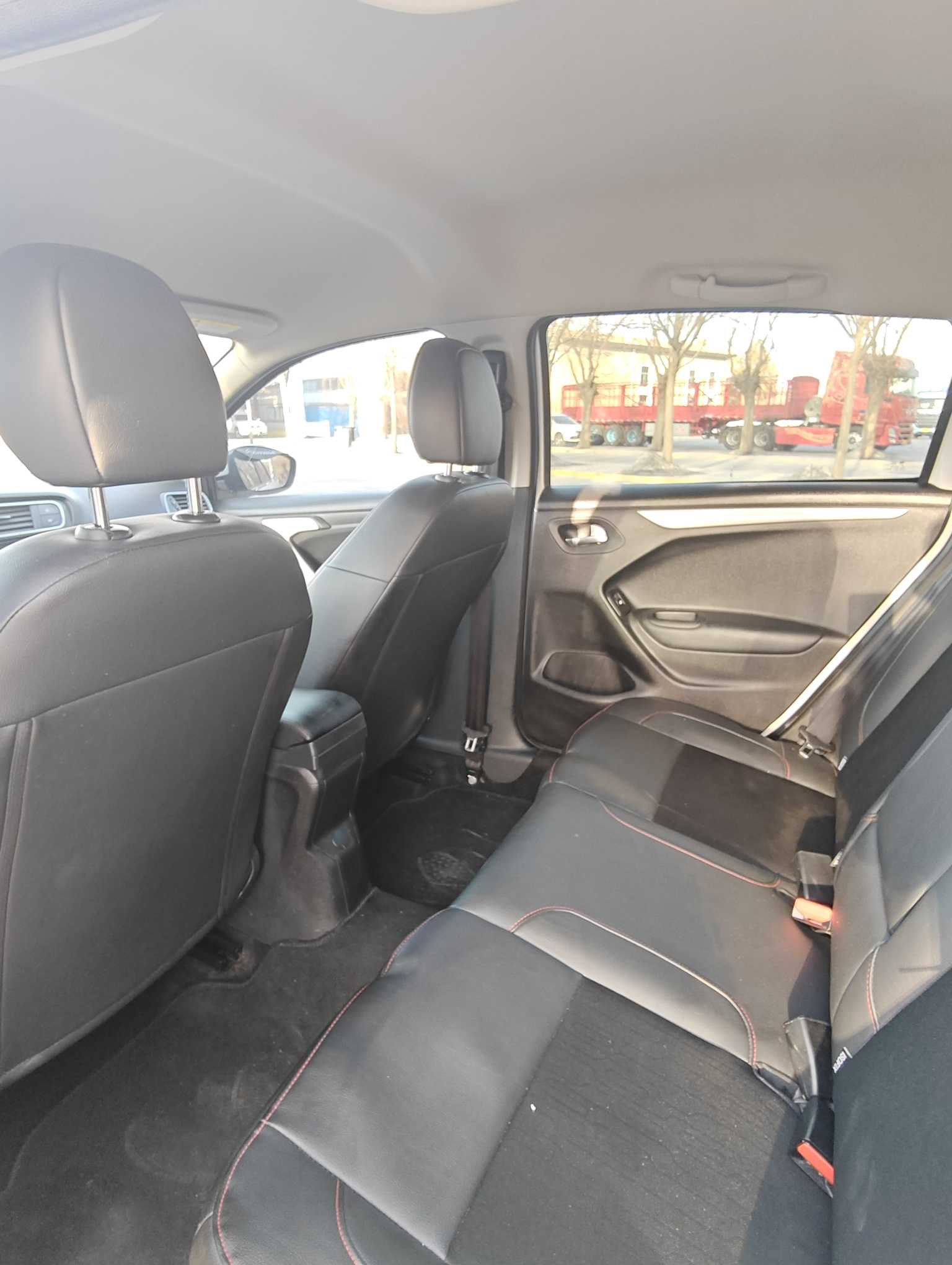 Citroen C3-XR 2015 car image #6