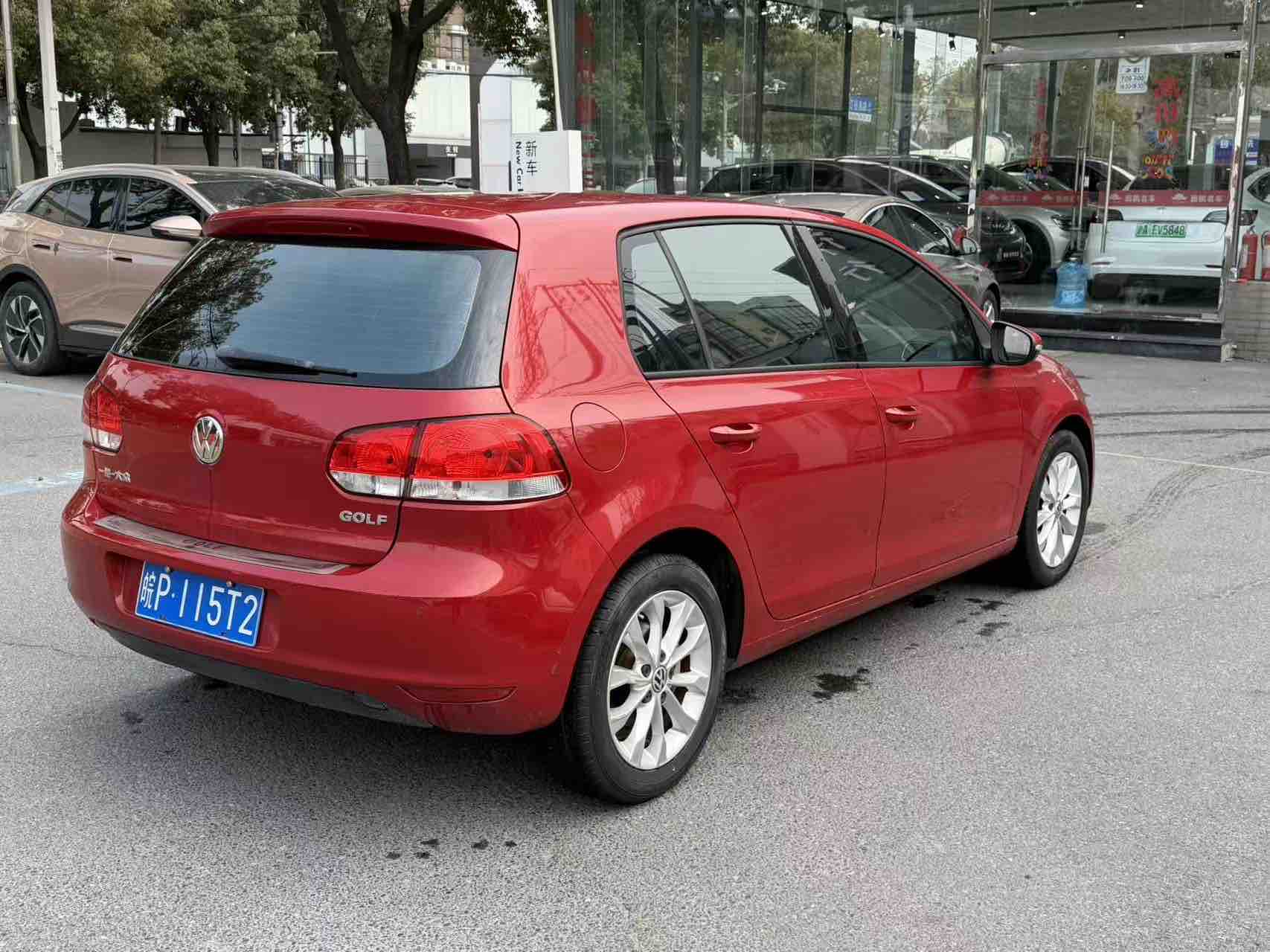 Volkswagen Golf 2012 #6 Volkswagen Golf 2012 car image #6