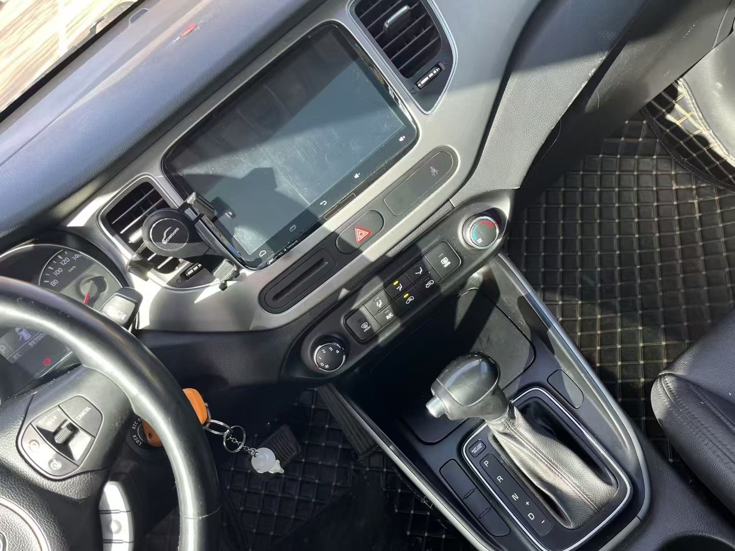 Kia Carens 2015 immagine di auto #6