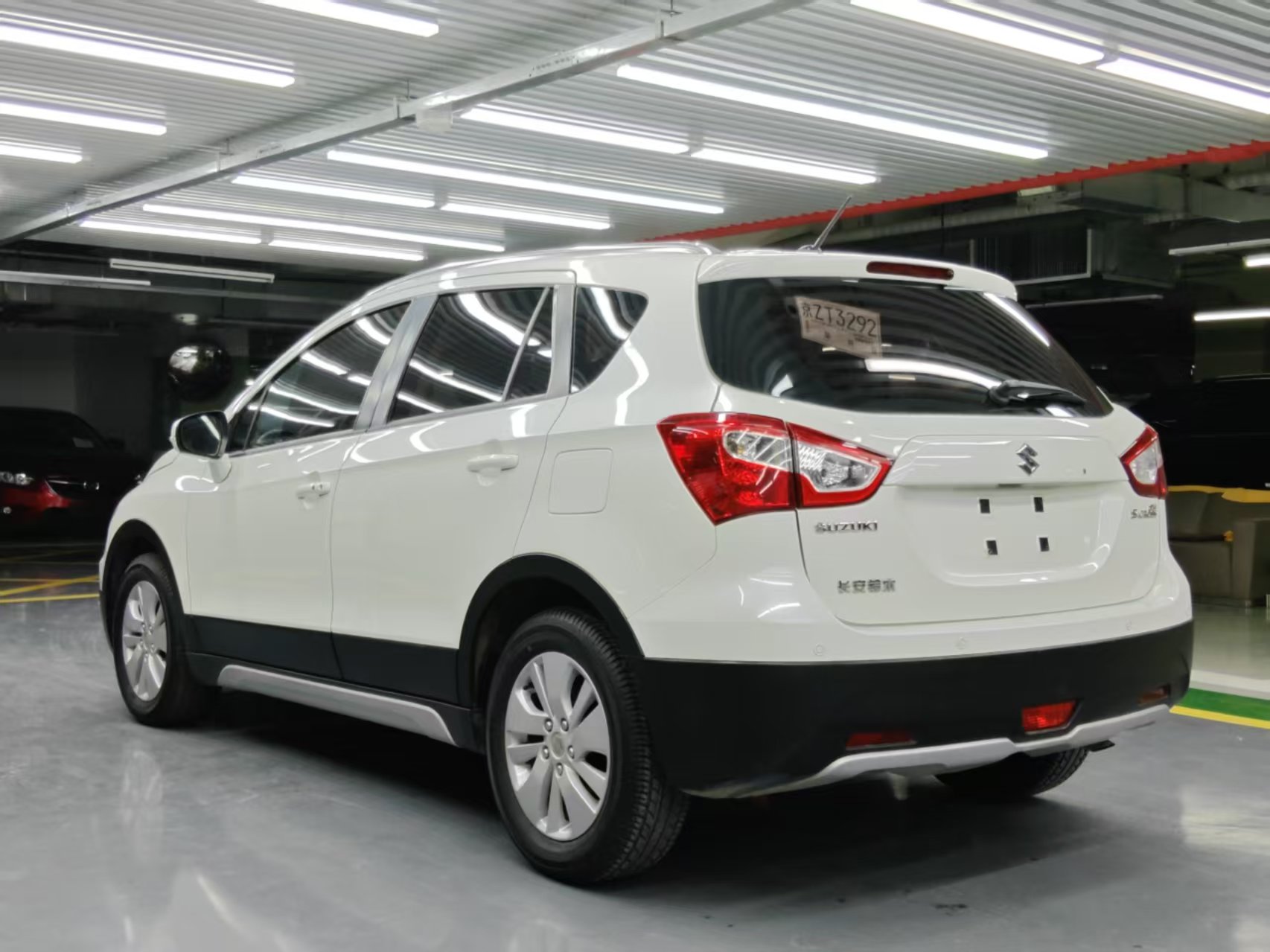 Suzuki S-Cross 2015 صورة سيارة #6