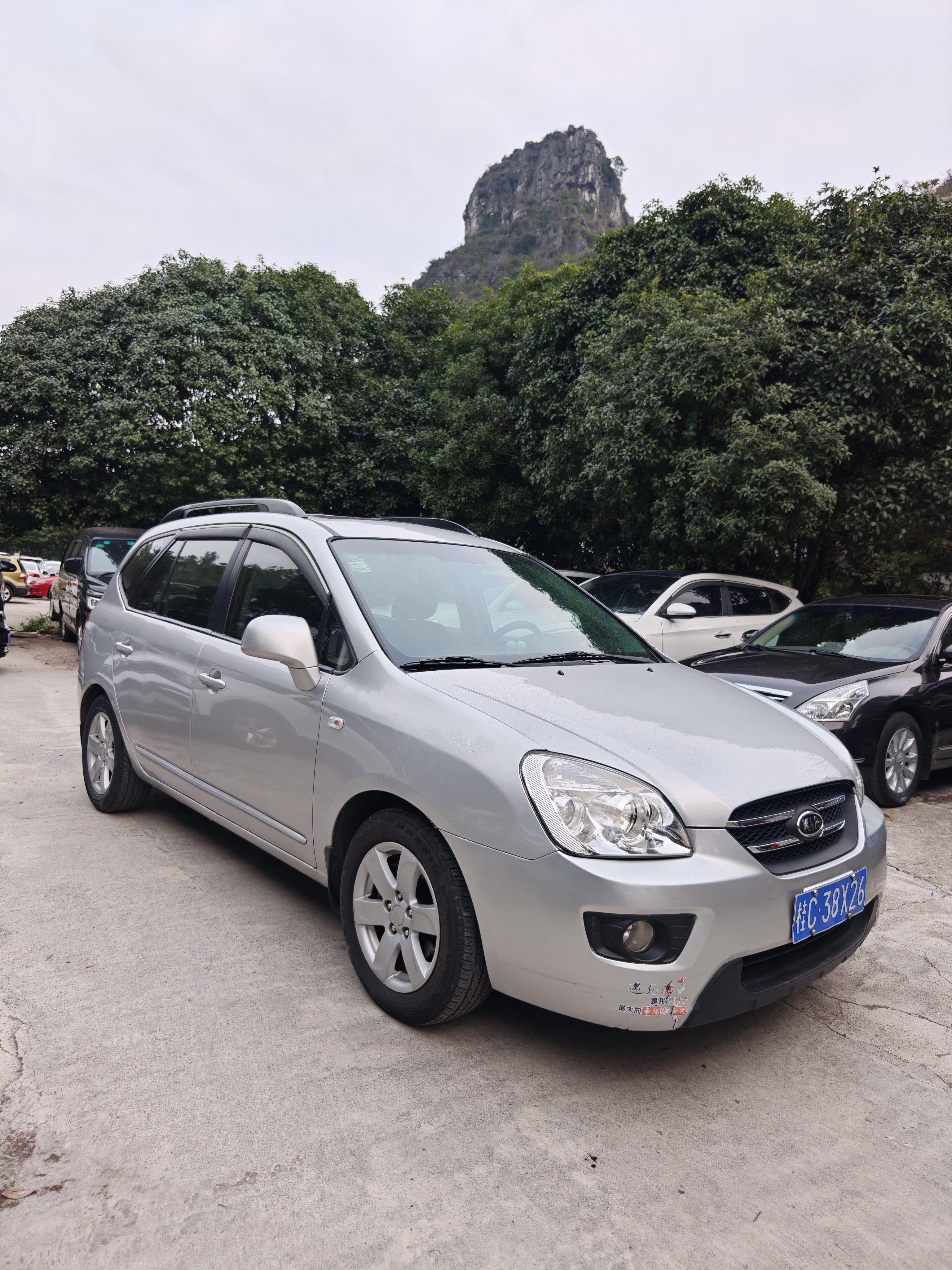 起亚 佳乐 2009 汽车图片 #6