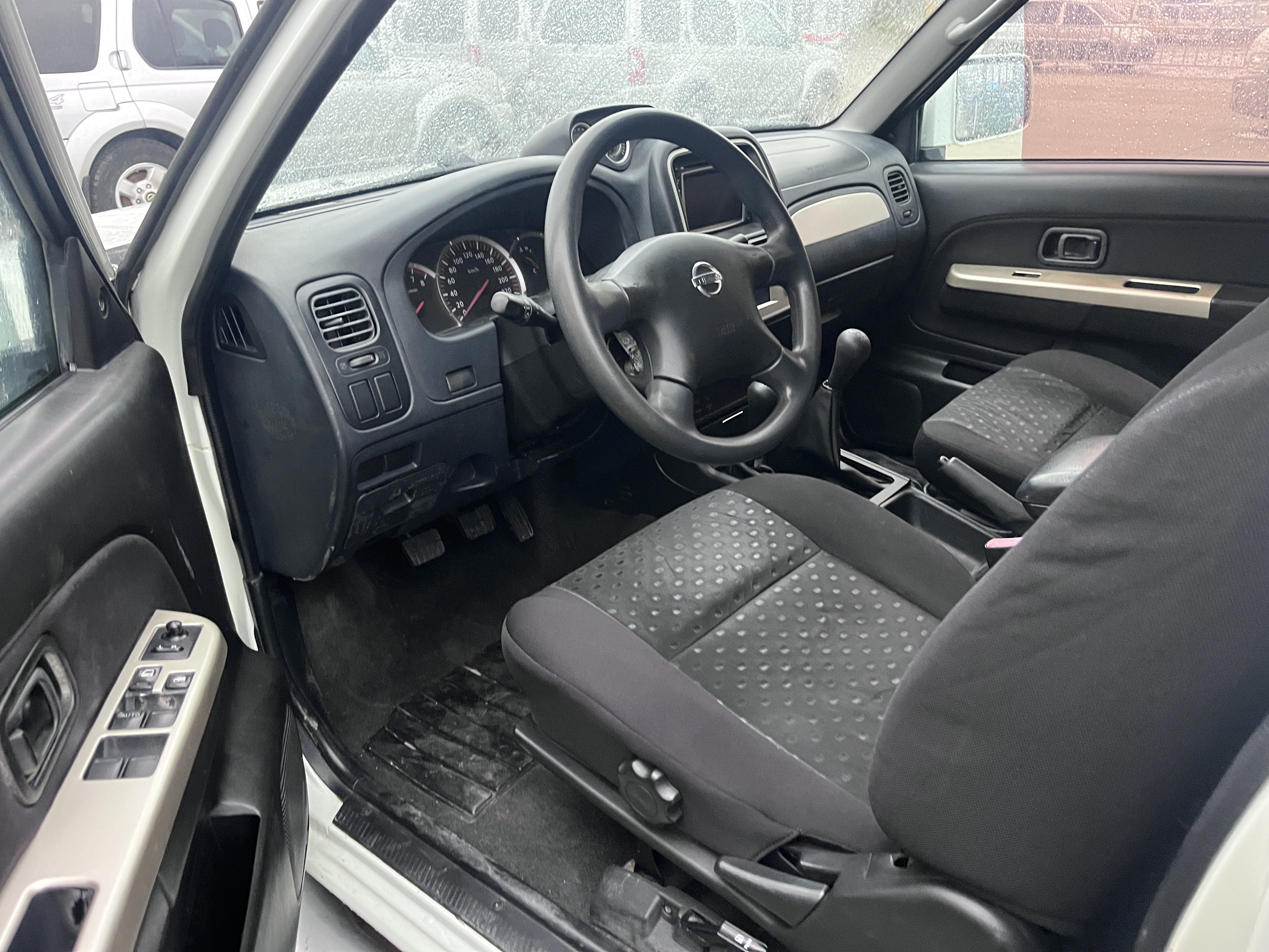 日产 日产帕拉丁 2009 汽车图片 #6