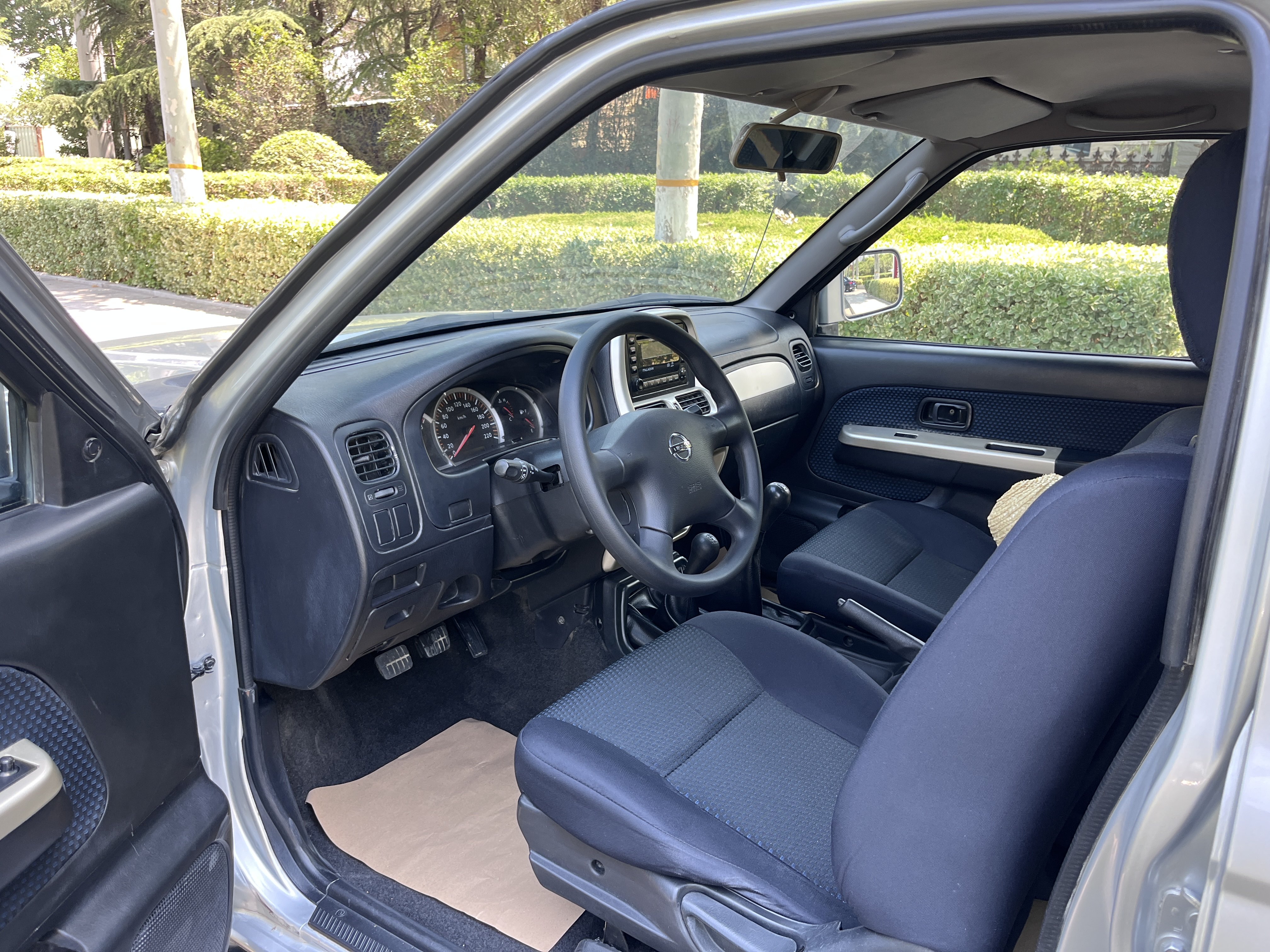 日产 日产帕拉丁 2014 汽车图片 #6