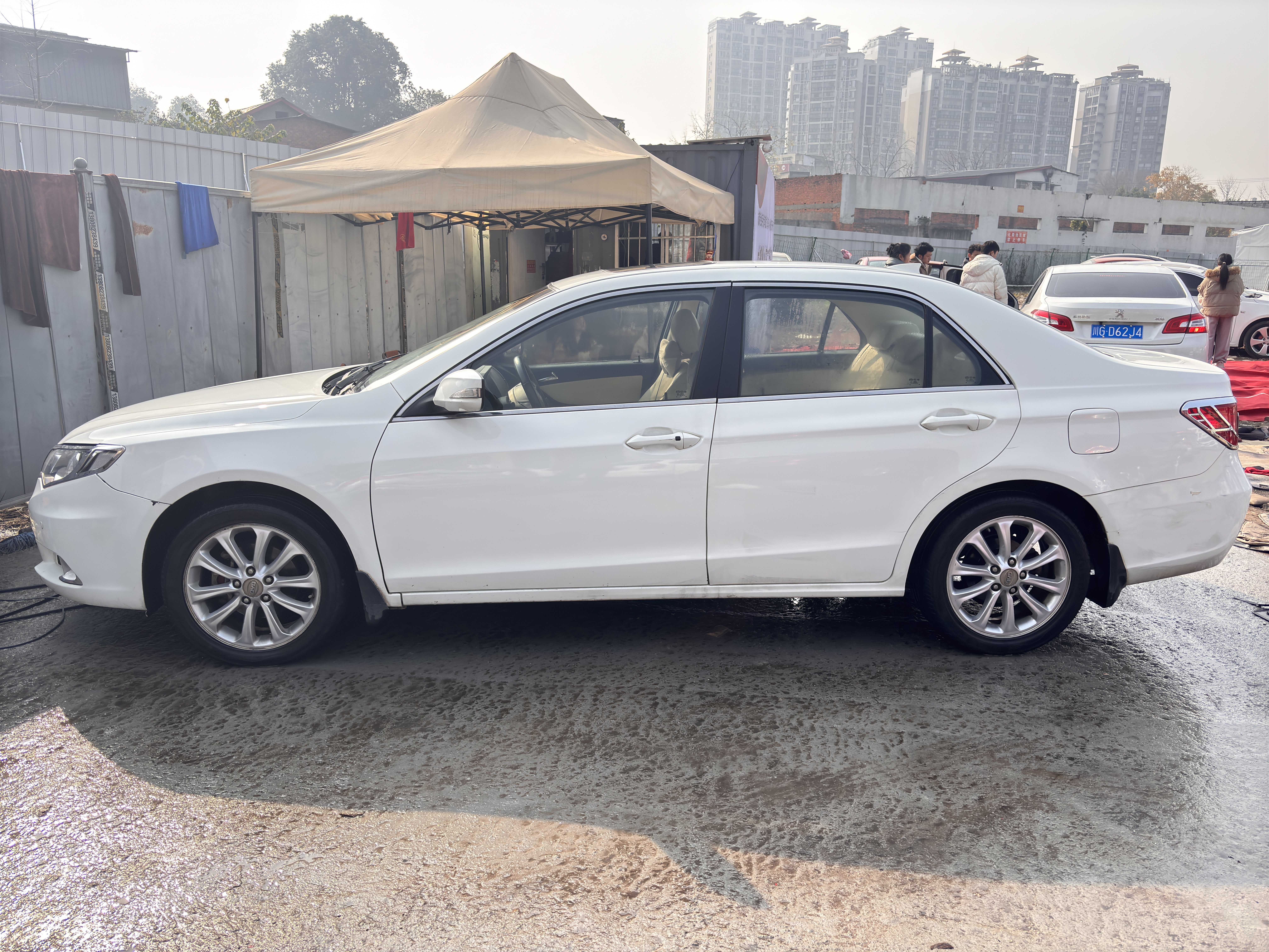 BYD SiRui 2014 car image #6