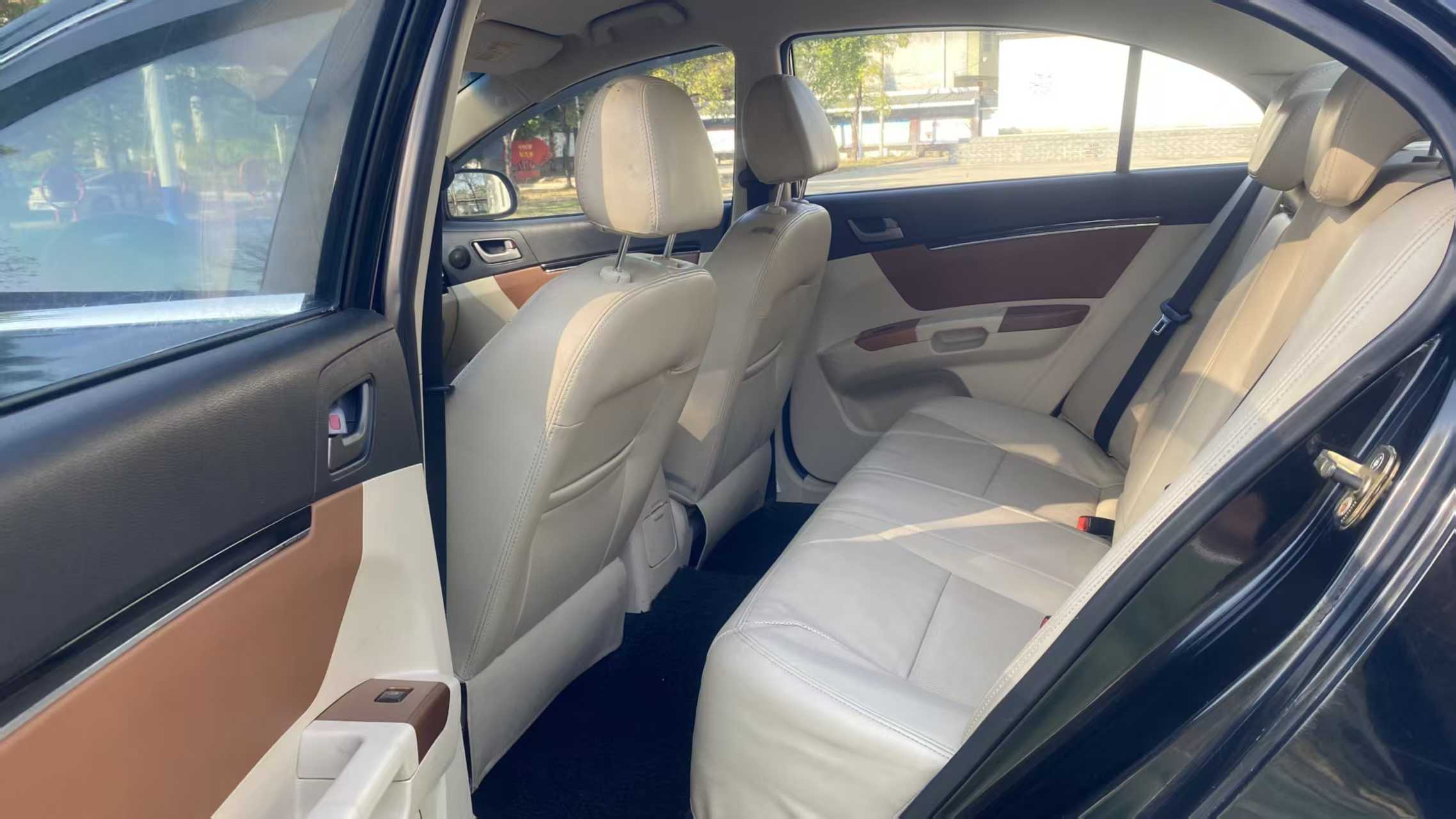 GEELY Emgrand Classic 2013 car image #6