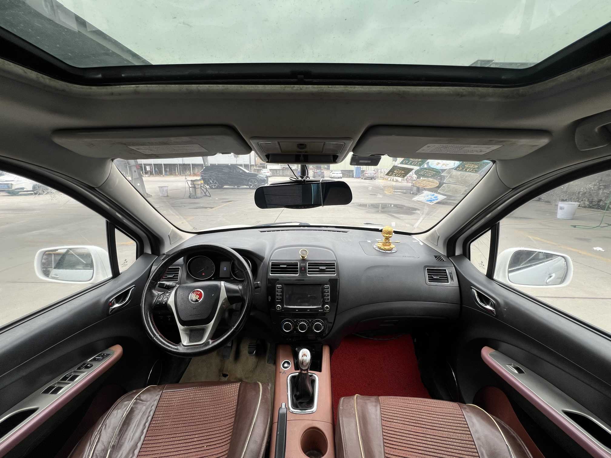 Forthing JOYEAR X5 2015 car image #6