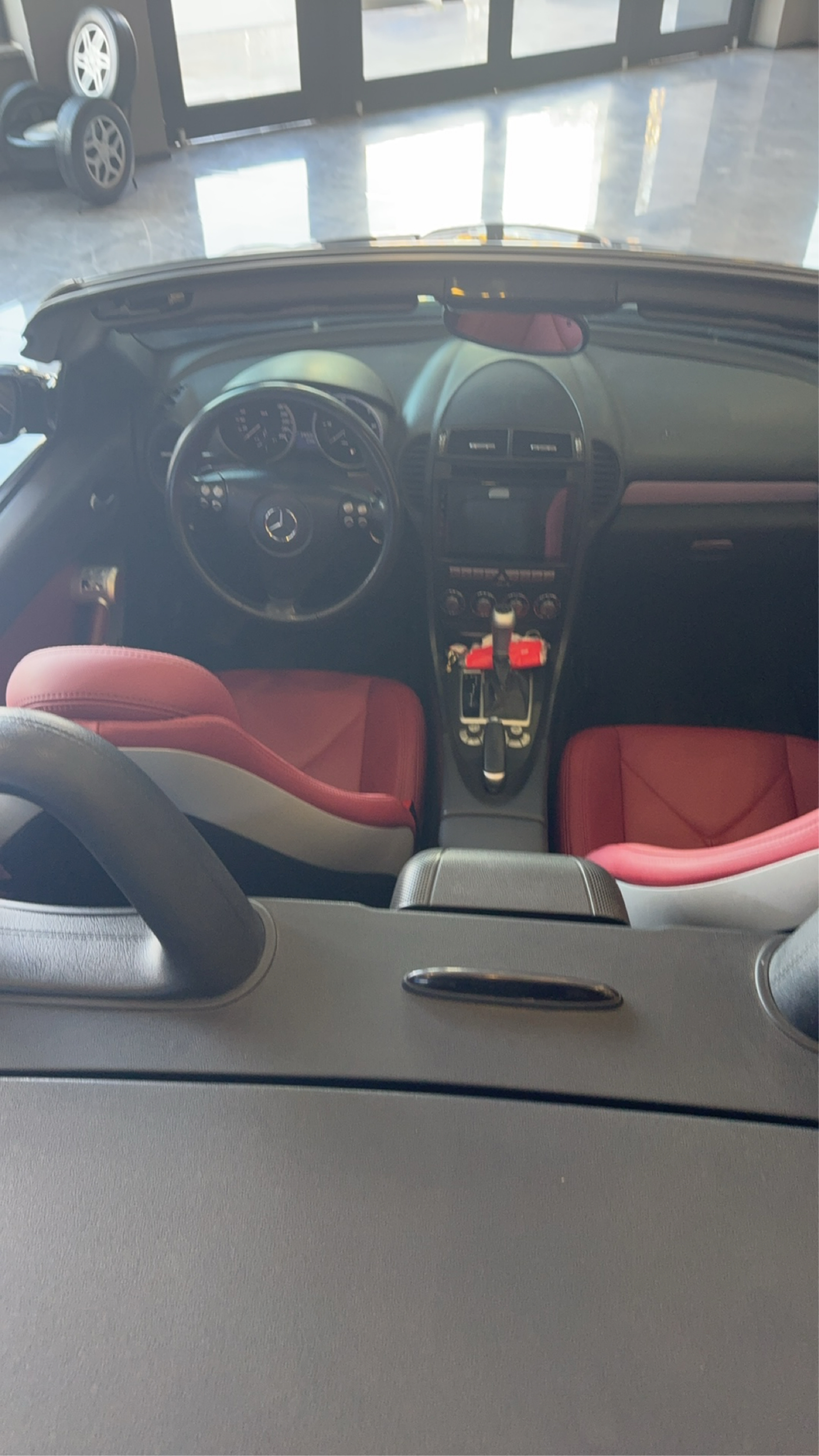 Mercedes-Benz SL Class 2008 car image #6