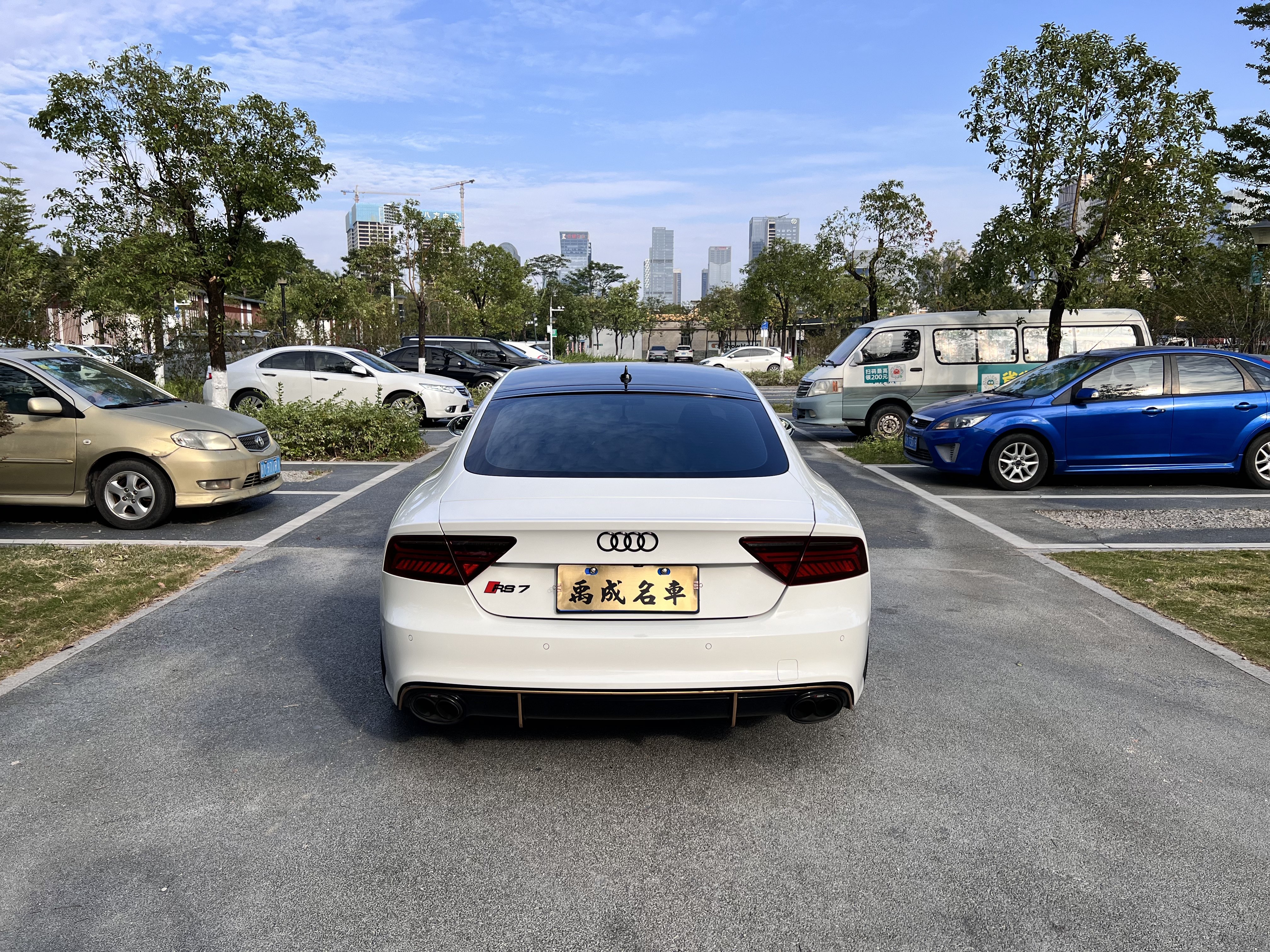 Audi RS 7 2015 car image #6