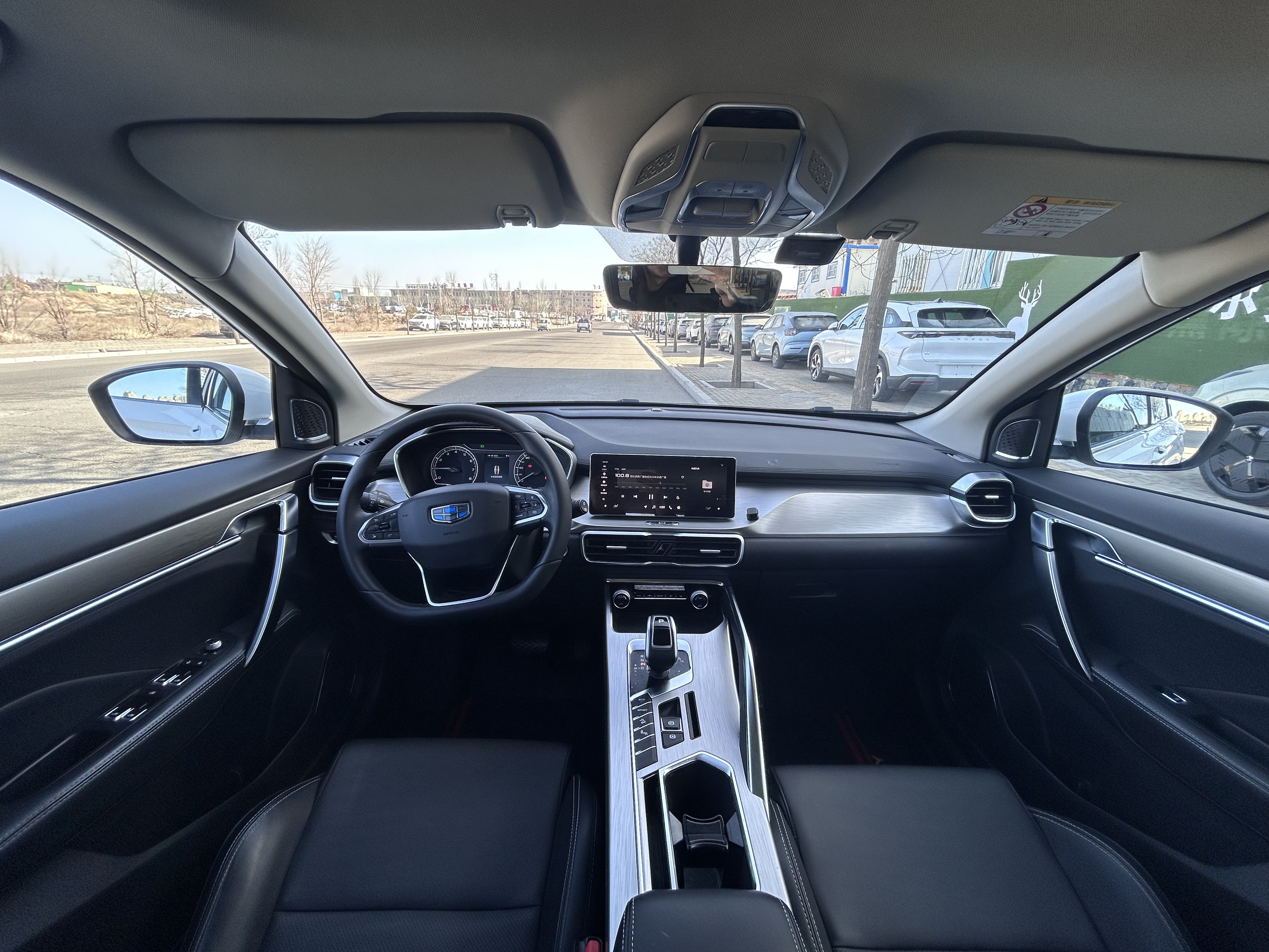 GEELY Coolray 2019 #6 GEELY Coolray 2019 car image #6