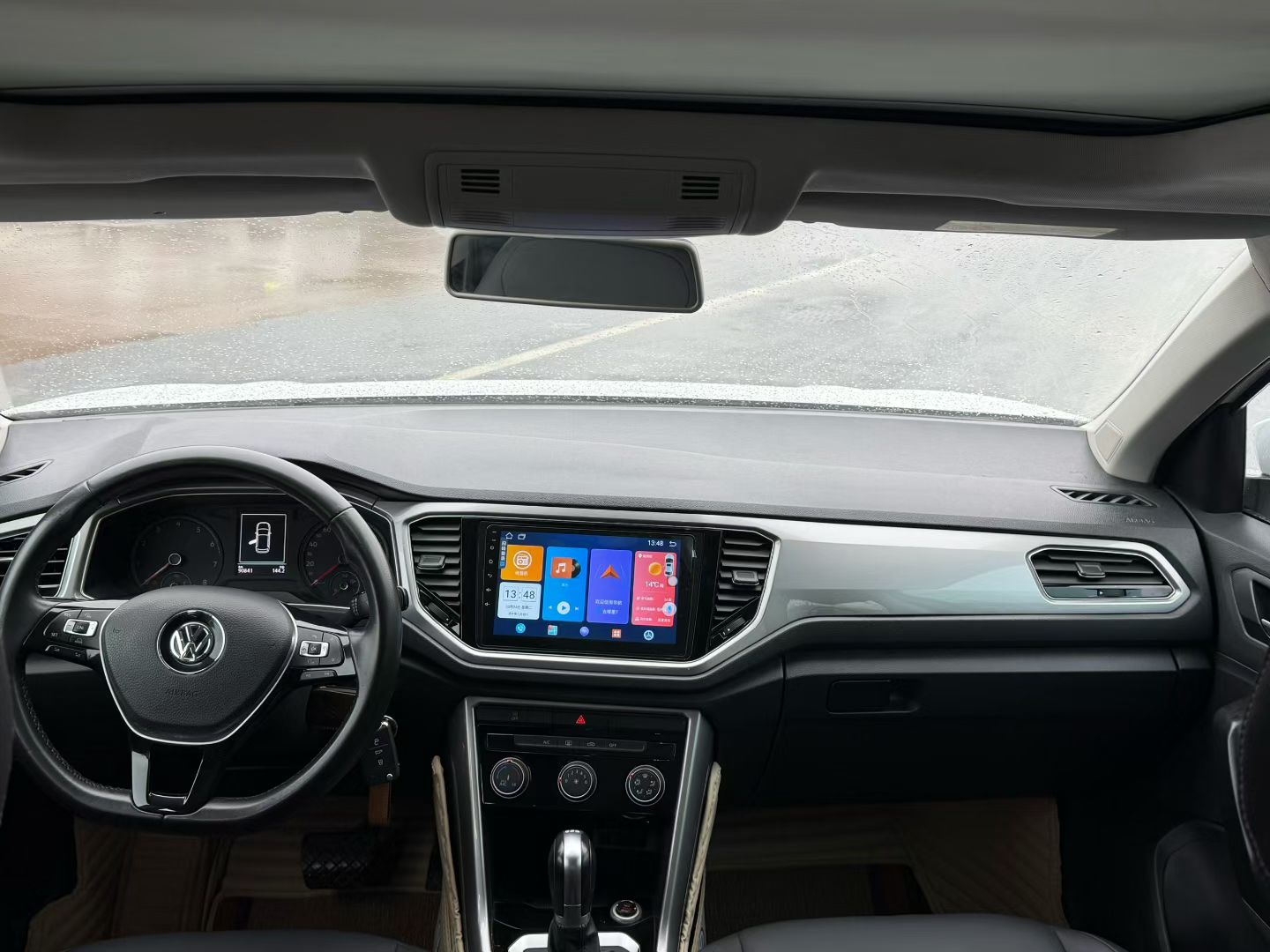 T-Roc 2019 car image #6