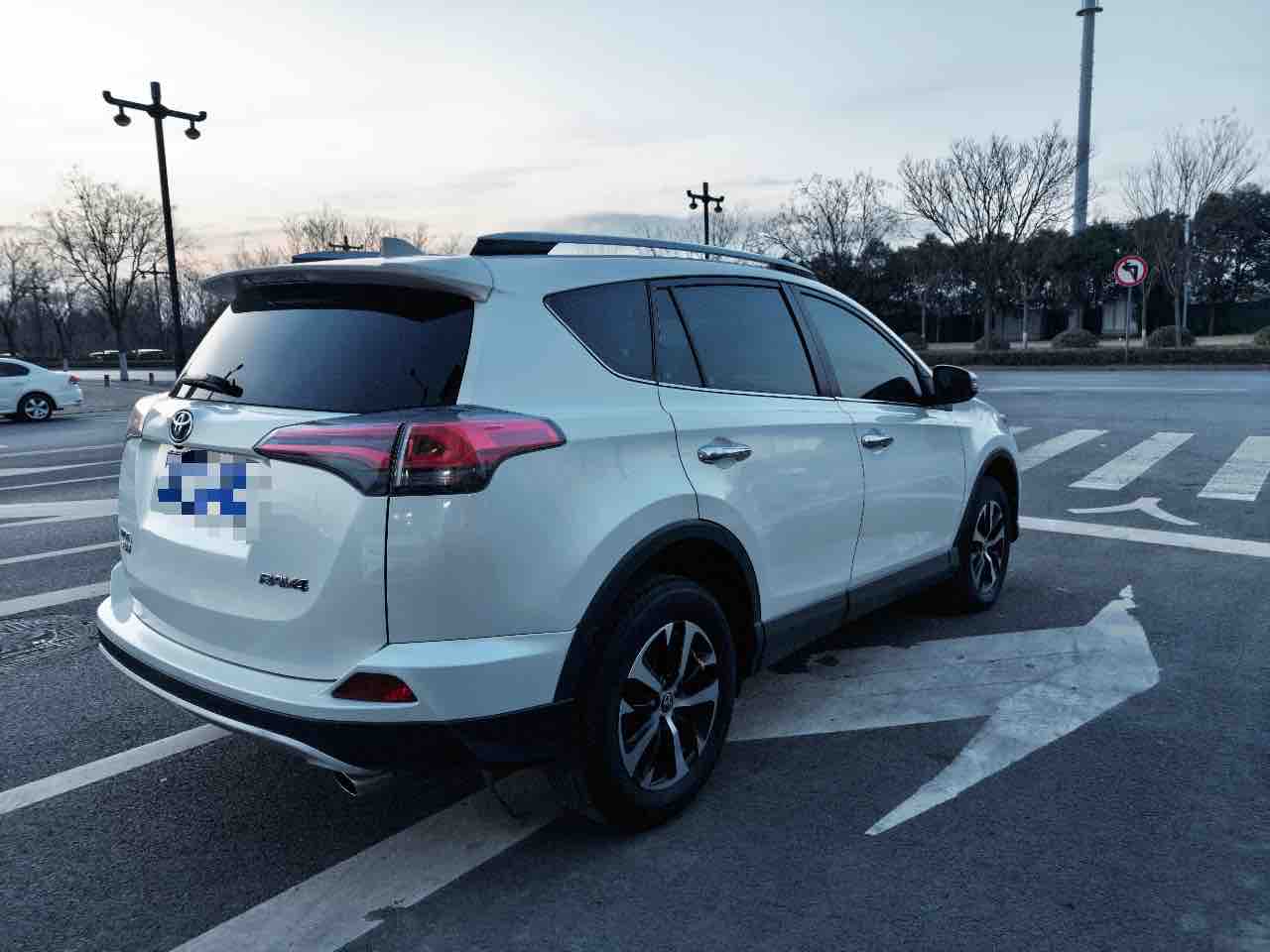 丰田 RAV4荣放 2019 汽车图片 #6