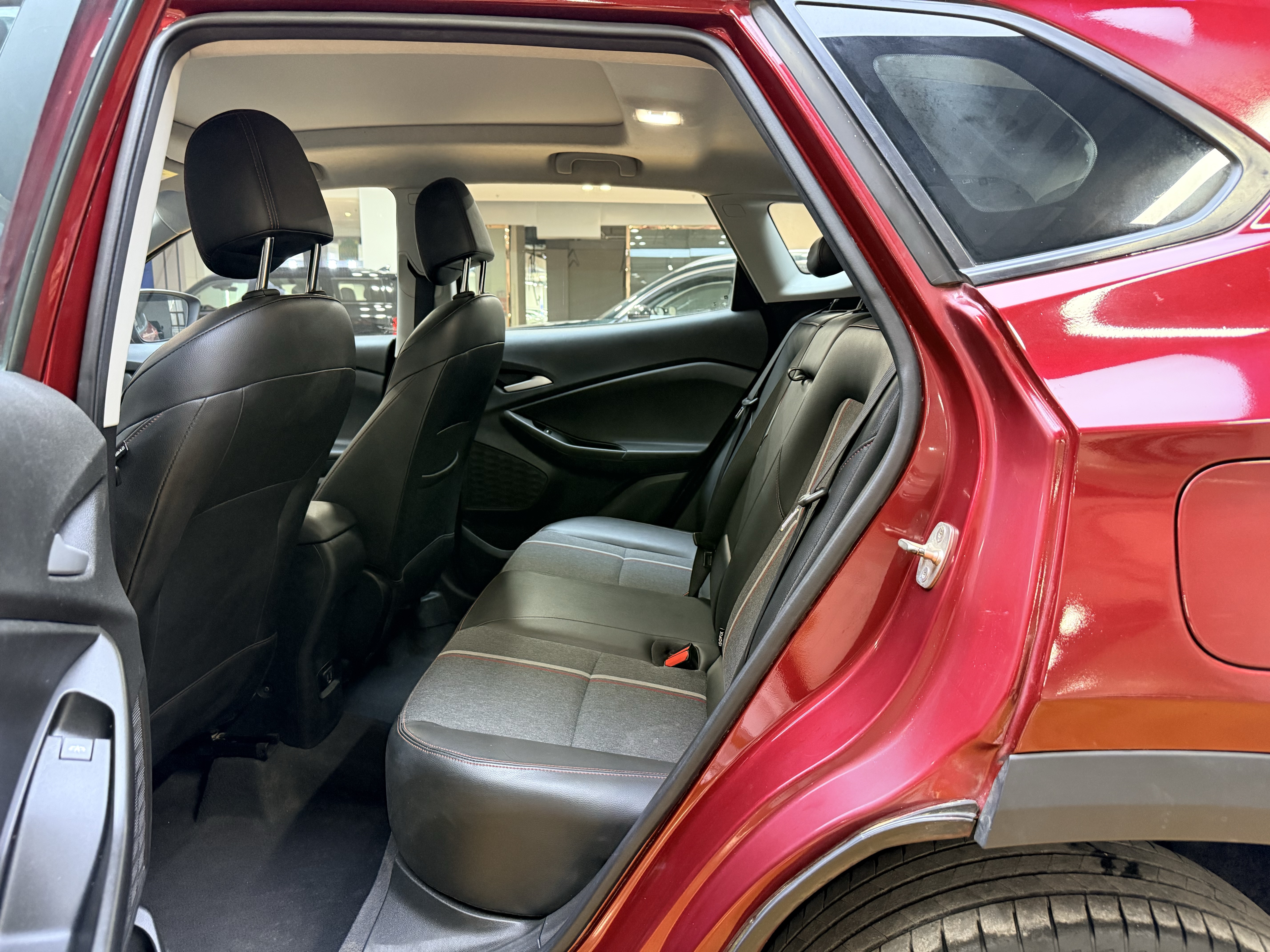 Chevrolet Tracker 2019 car image #6