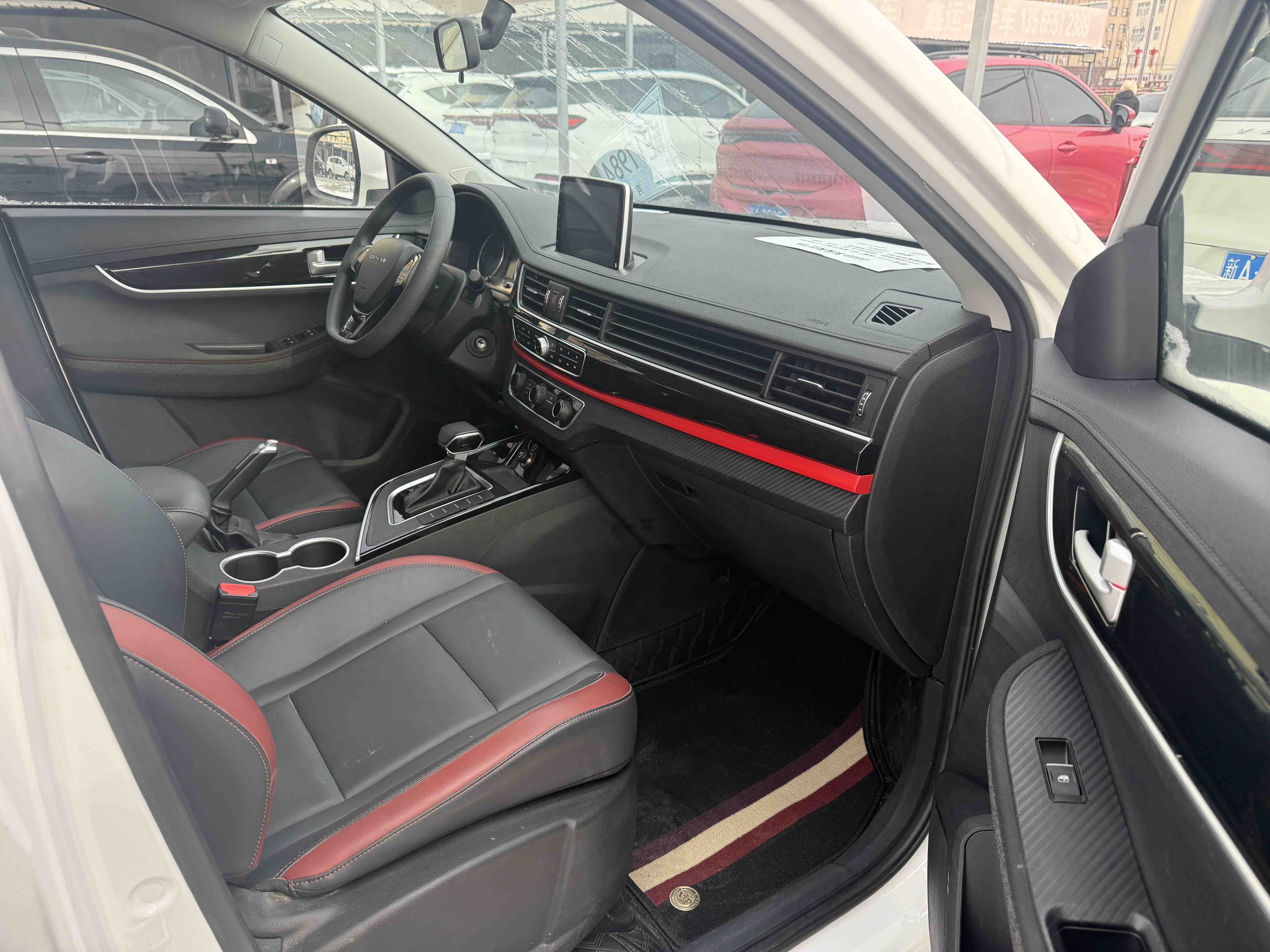 T5 2023 #6 T5 2023 car image #6