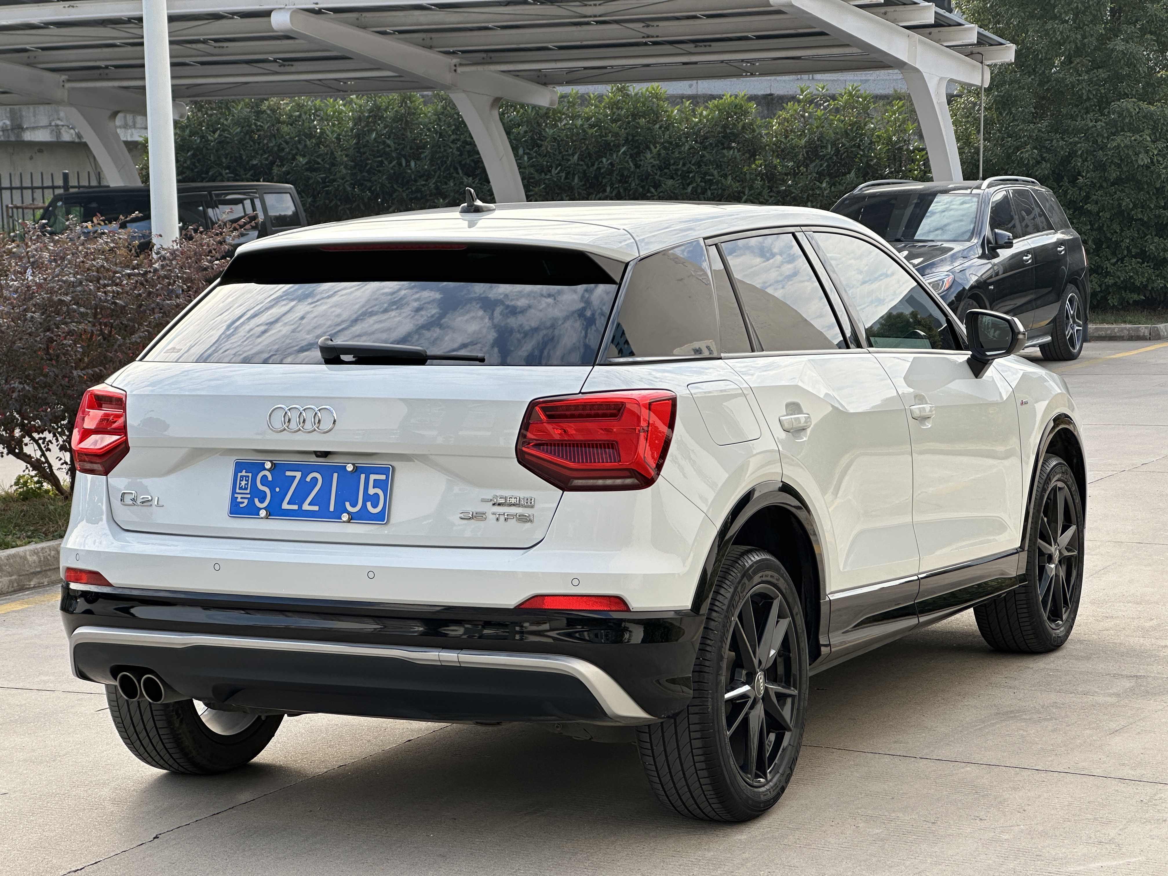 Q2L 2019 car image #6