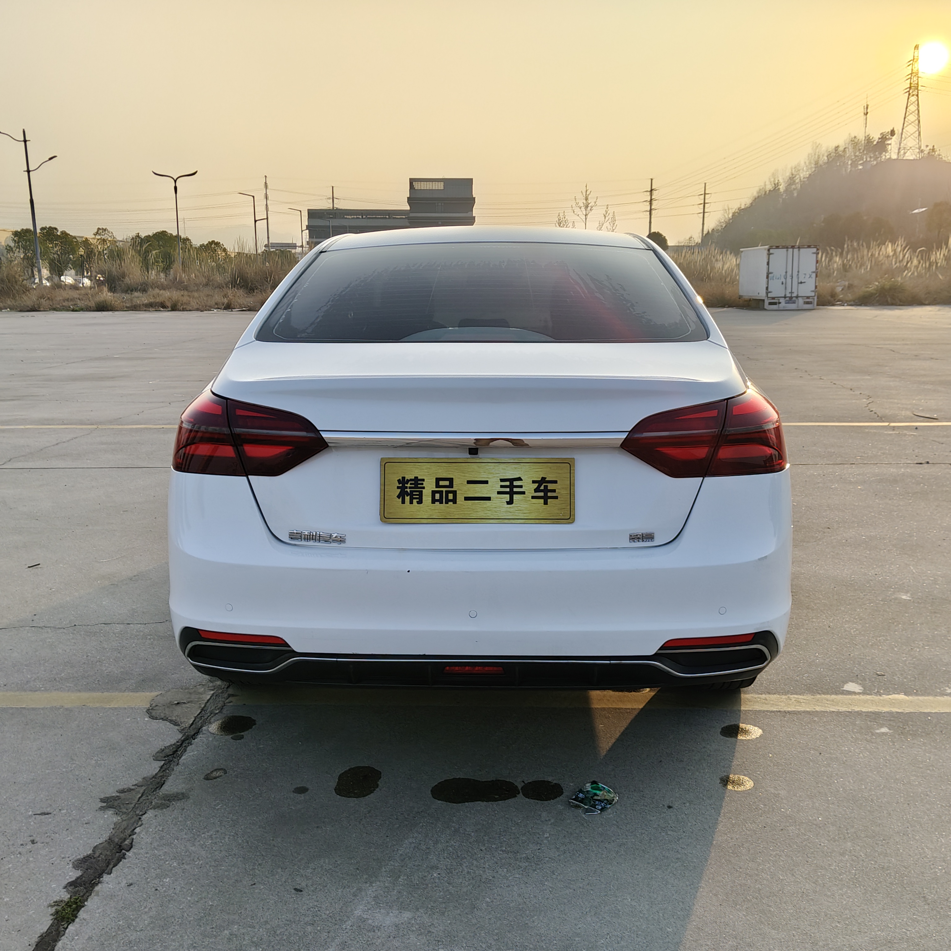 GEELY Emgrand 2019 #6 GEELY Emgrand 2019 car image #6