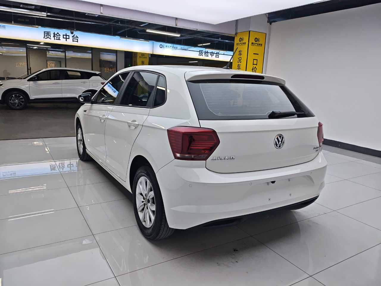 Volkswagen Polo 2019 #6 Volkswagen Polo 2019 car image #6