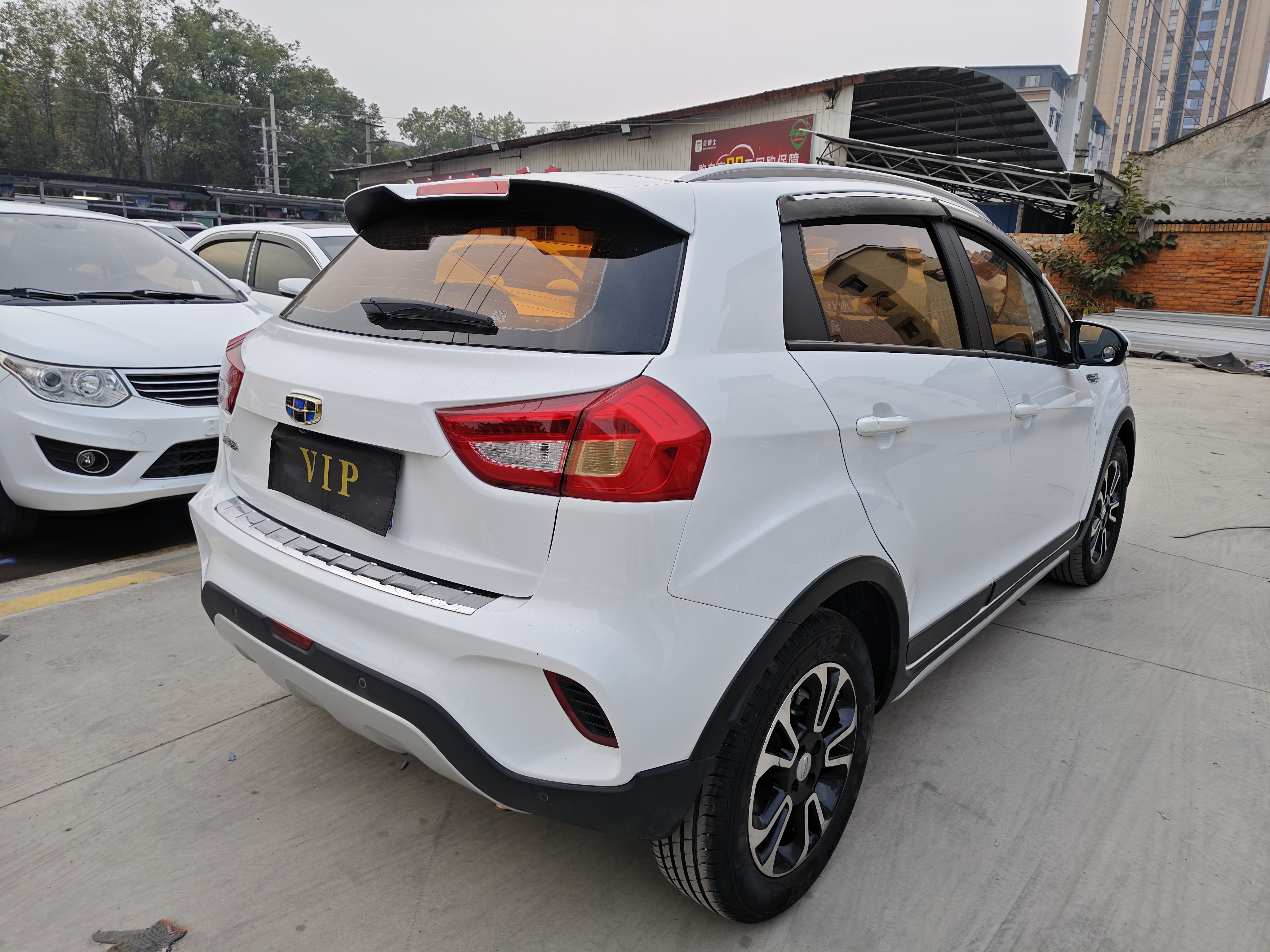 GEELY Vision X3 2019 car image #6