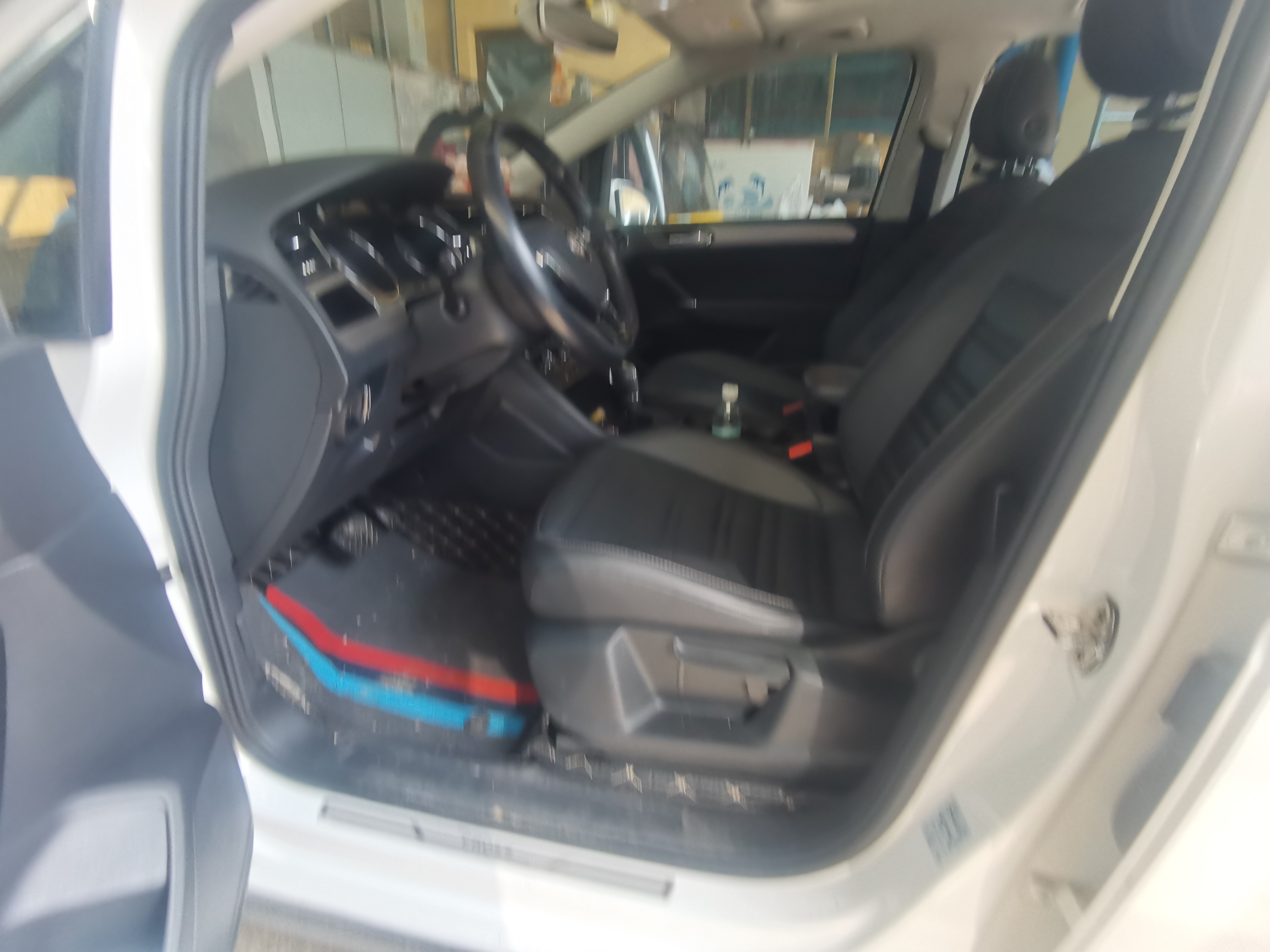 Volkswagen Touran 2020 car image #6