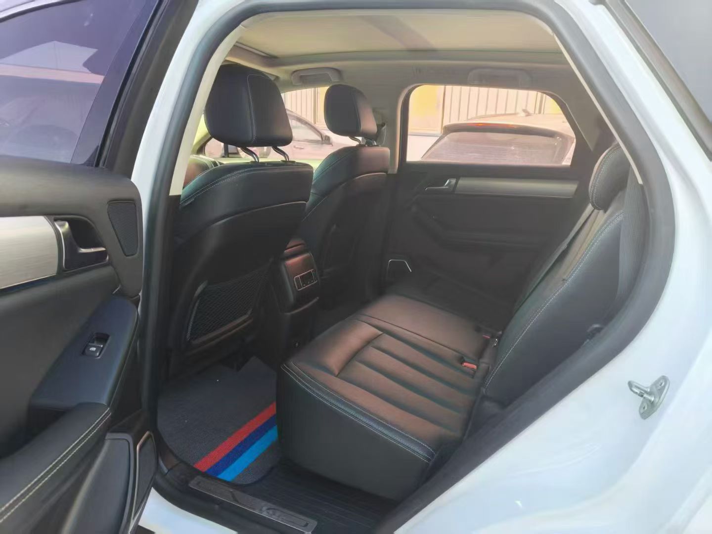 BYD Tang 2020 immagine di auto #6